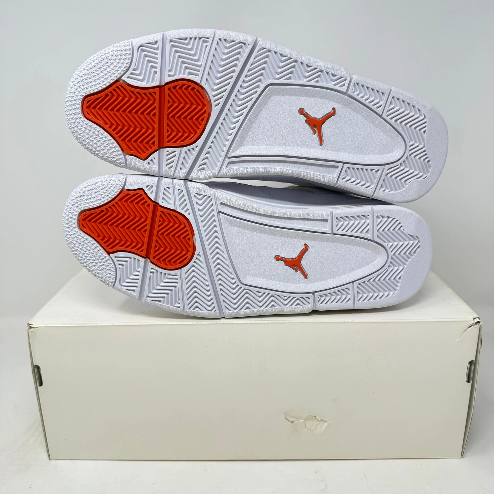 Jordan 4 Retro Metallic Orange