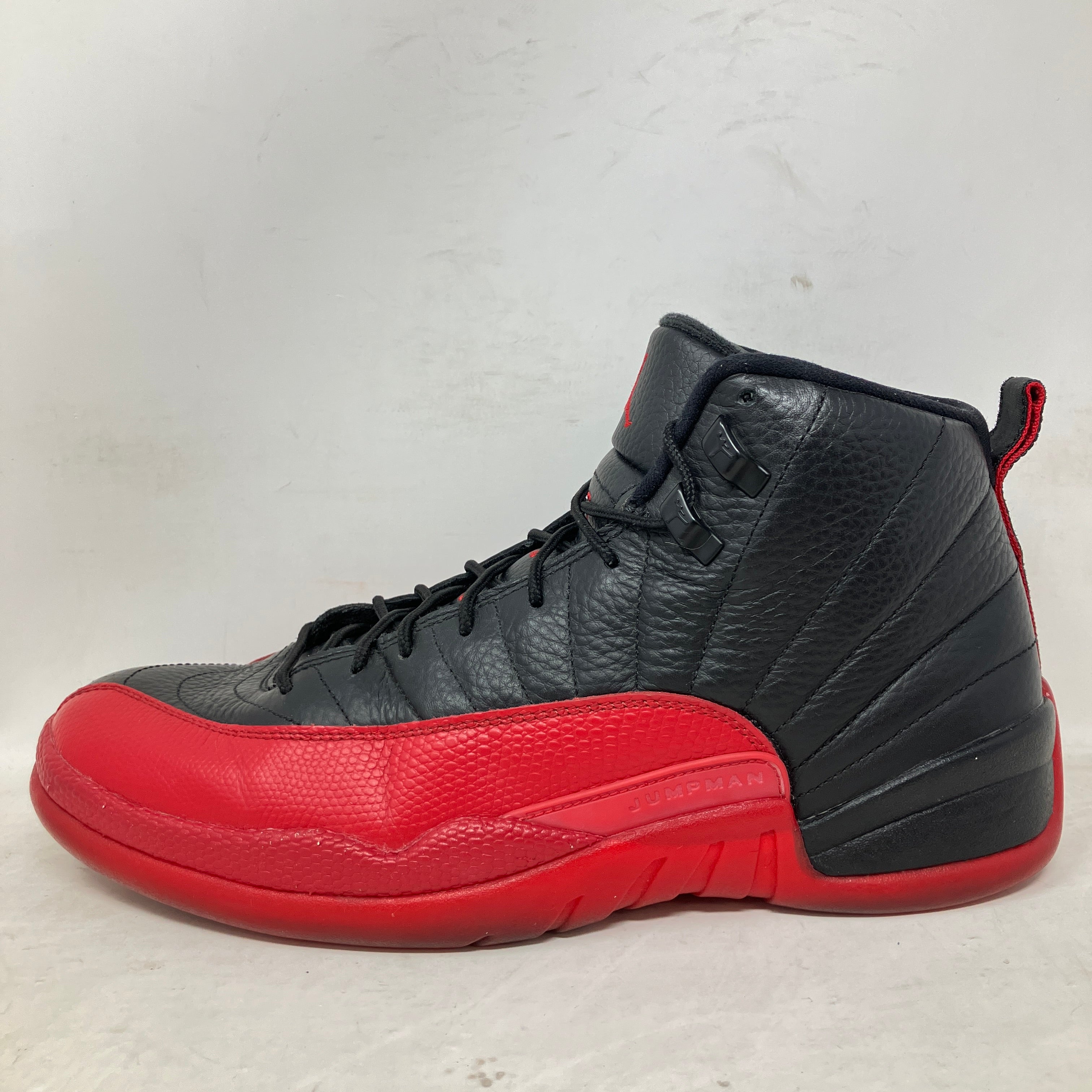 Jordan 12 Retro Flu Game (2016)