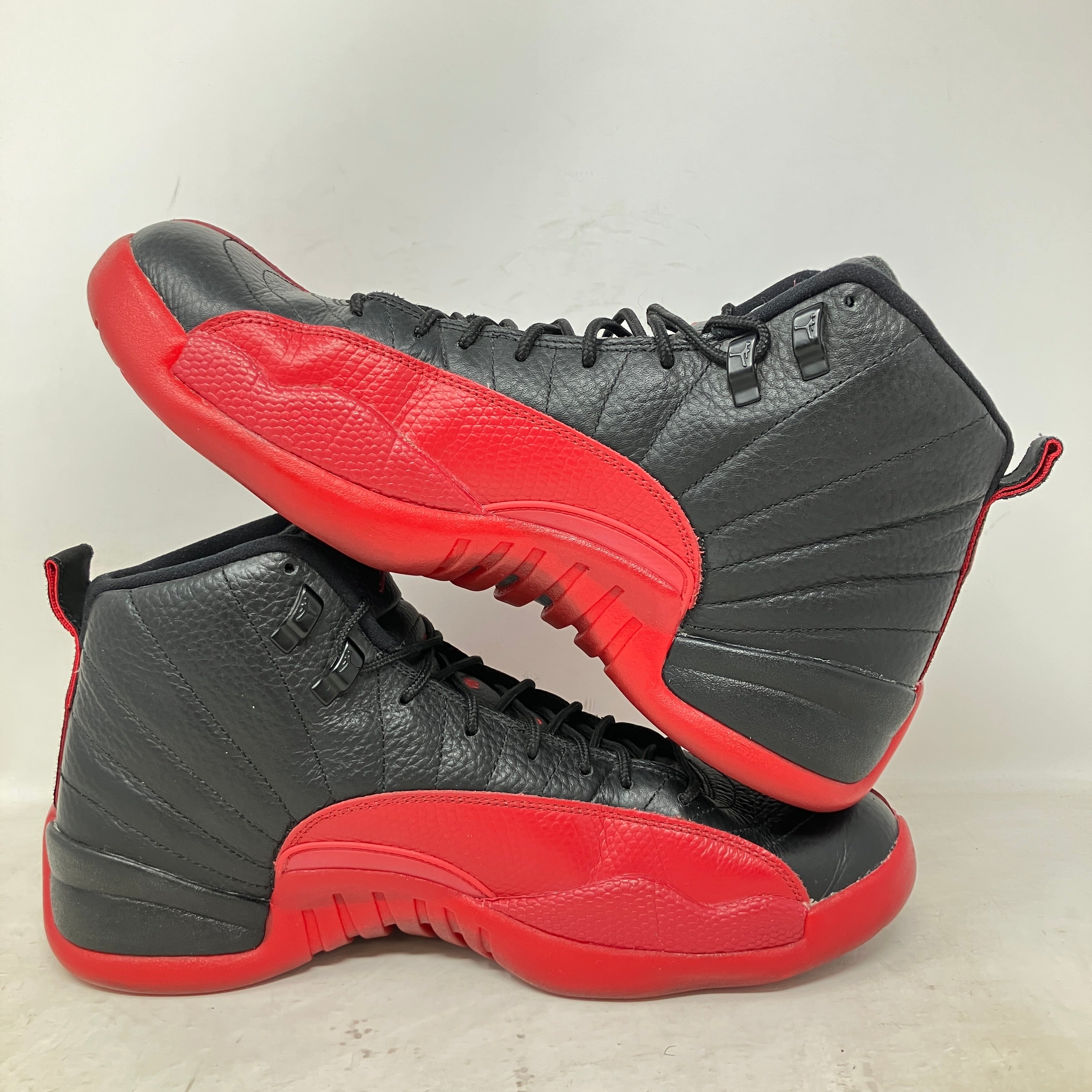 Jordan 12 Retro Flu Game (2016)