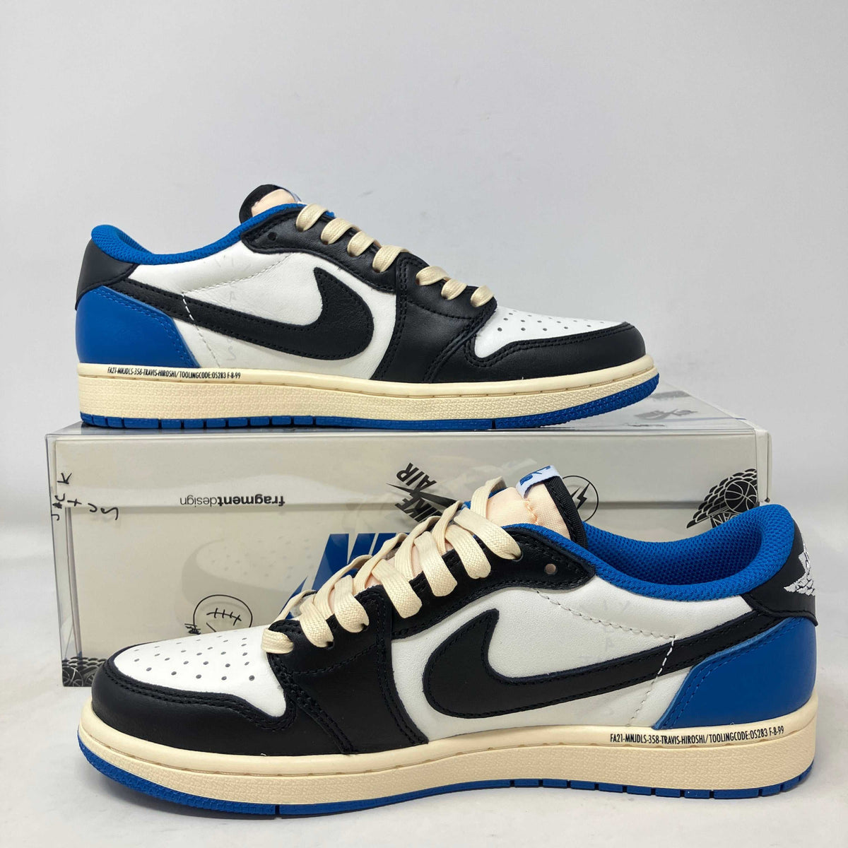 Jordan 1 Retro Low OG SP Fragment x Travis Scott