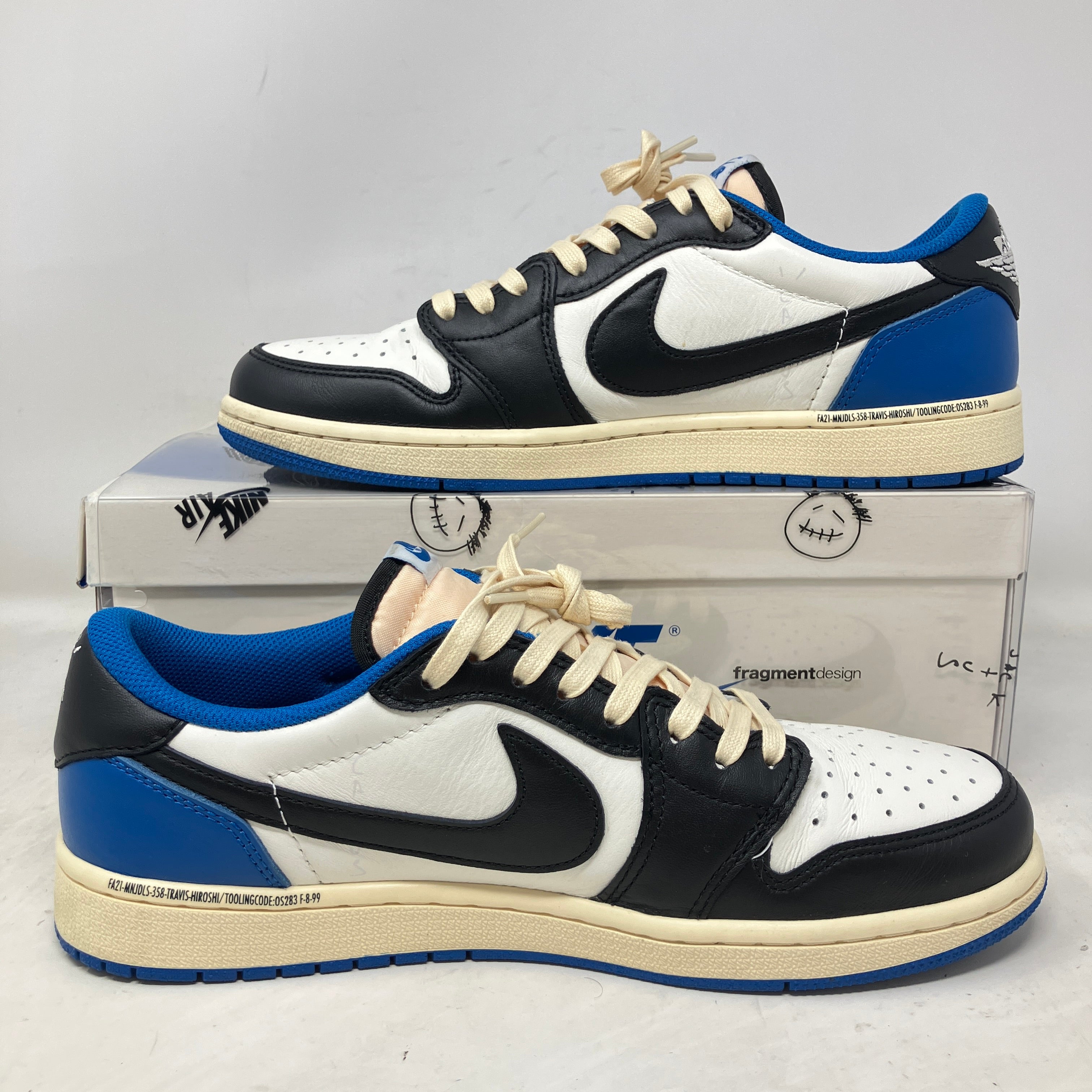 Jordan 1 Retro Low OG SP Fragment x Travis Scott