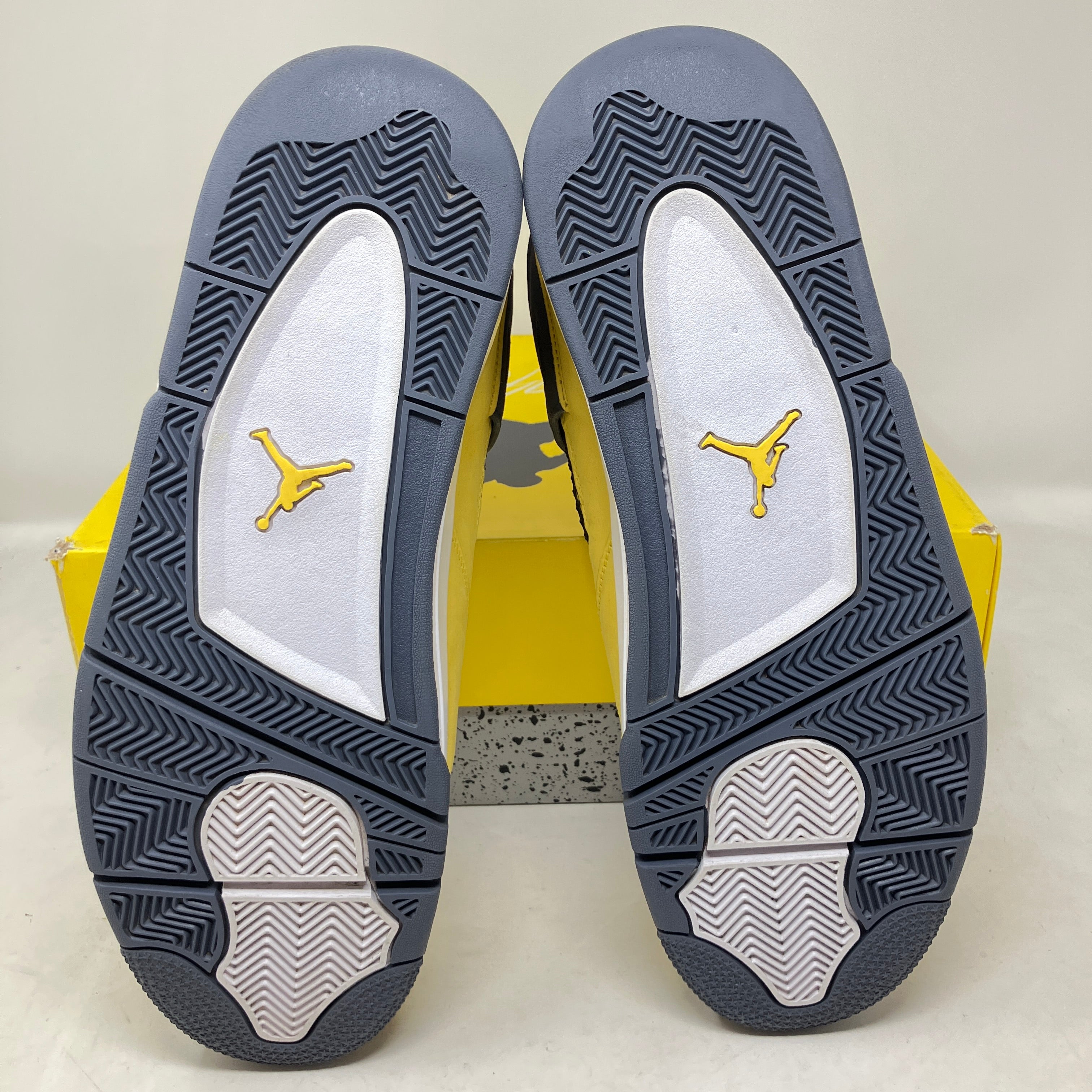 Jordan 4 Retro Lightning (2021)