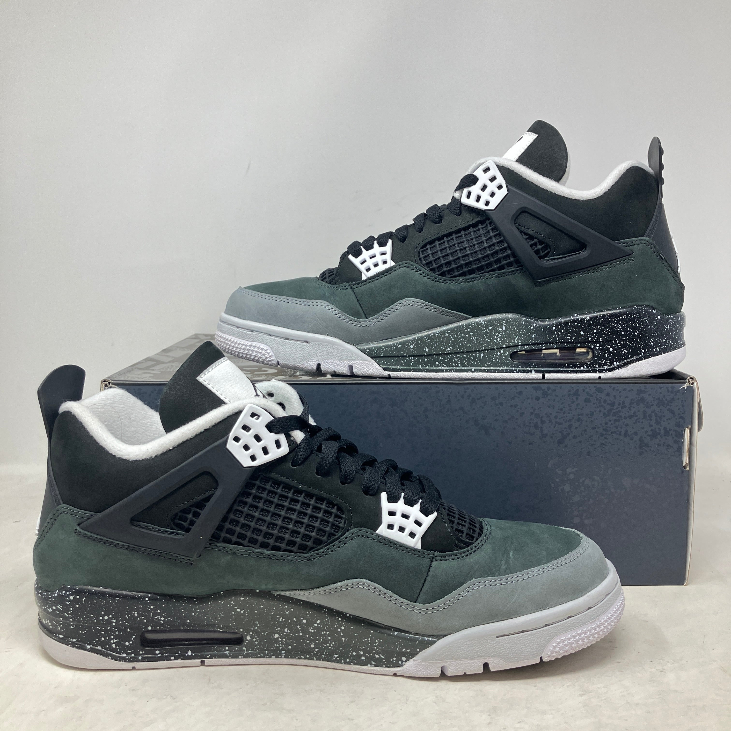Jordan 4 Retro Fear (2024)