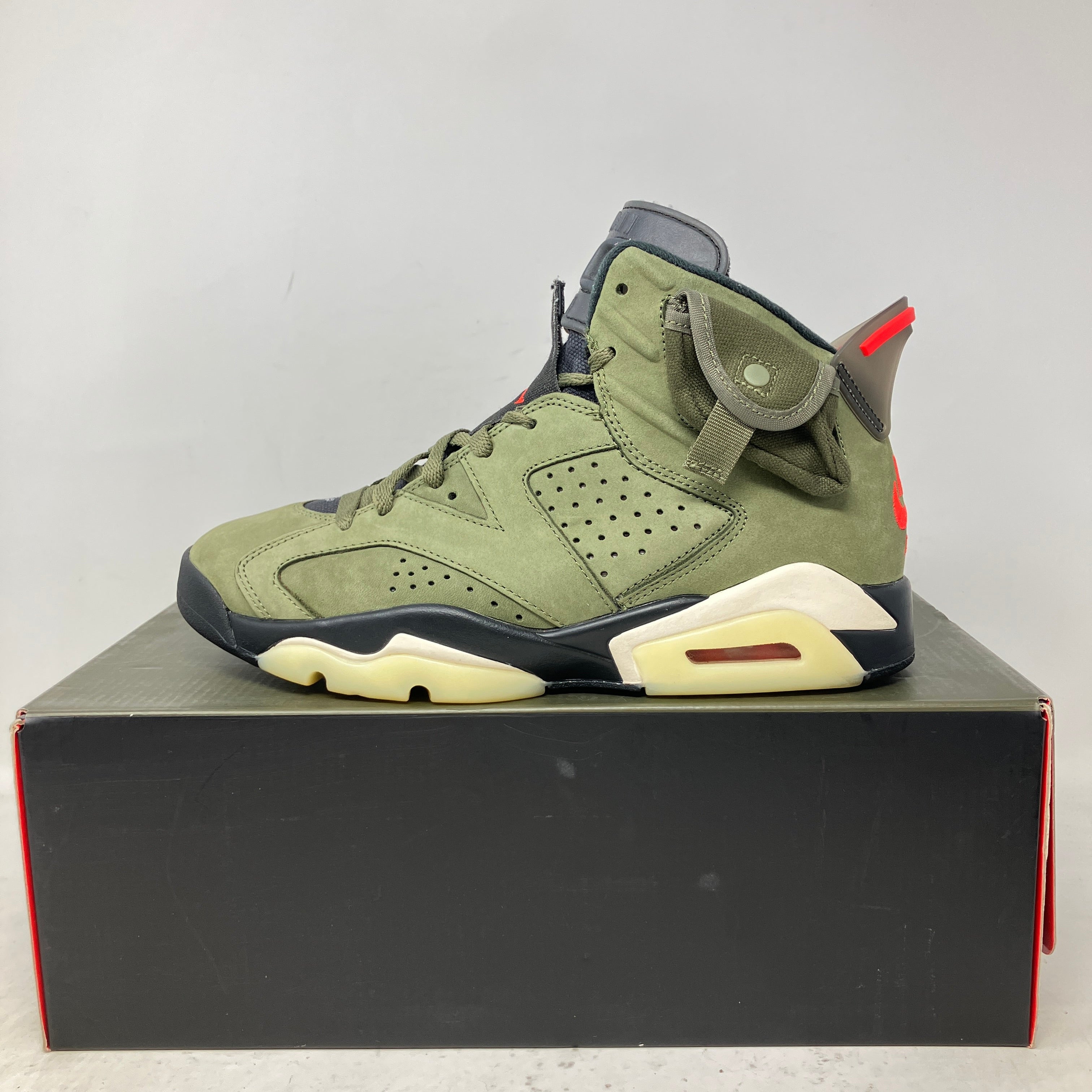 Jordan 6 Retro Travis Scott