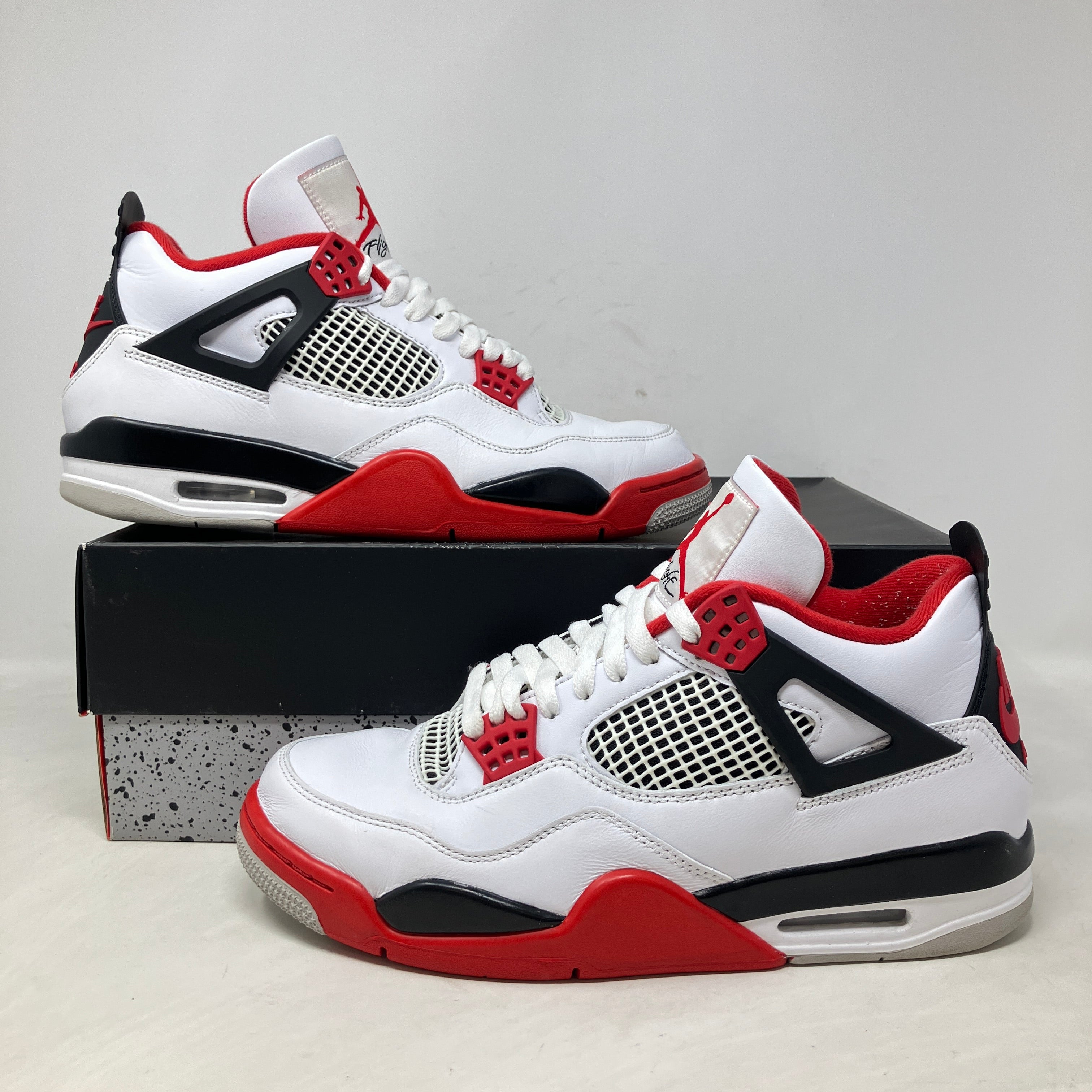 Jordan 4 Retro Fire Red (2020)
