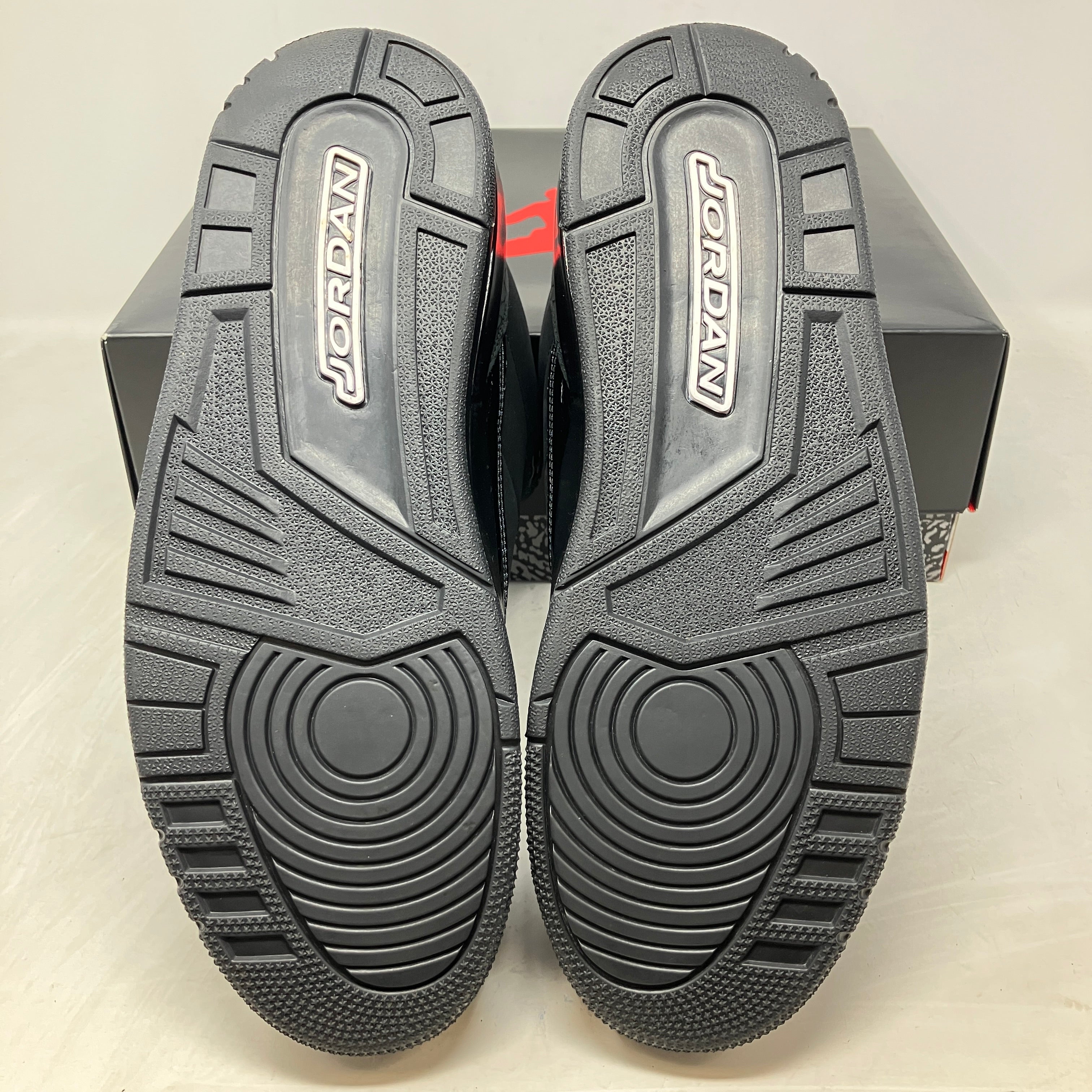 Jordan 3 Retro Black Cat (2025)