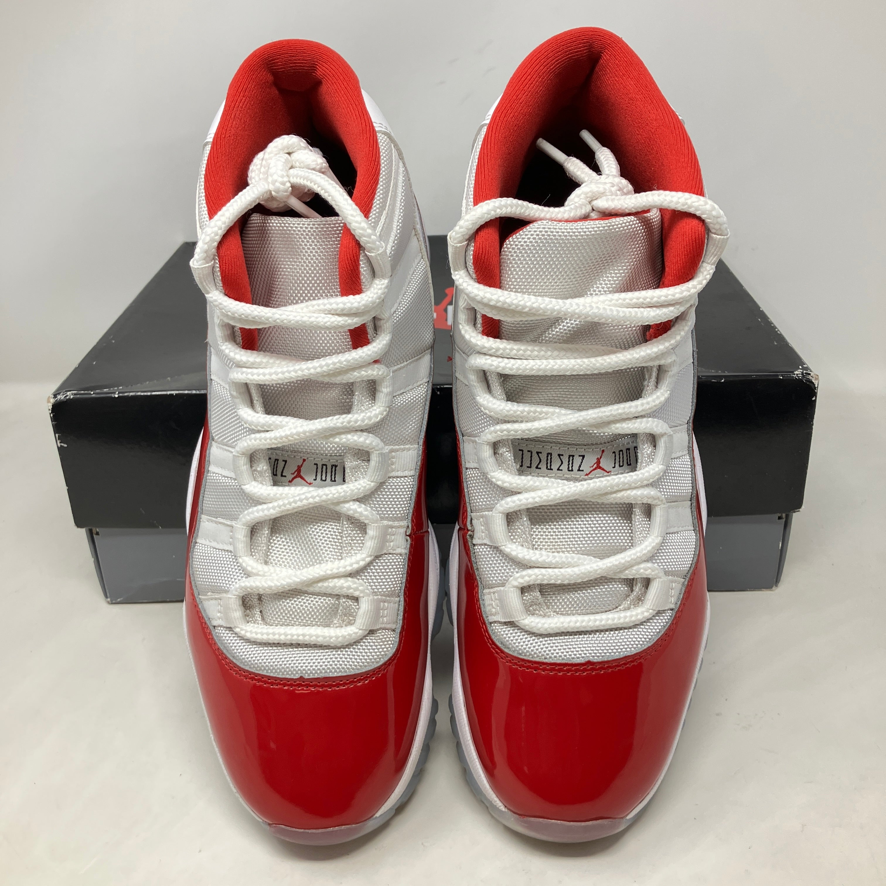 Jordan 11 Retro Cherry (2022)