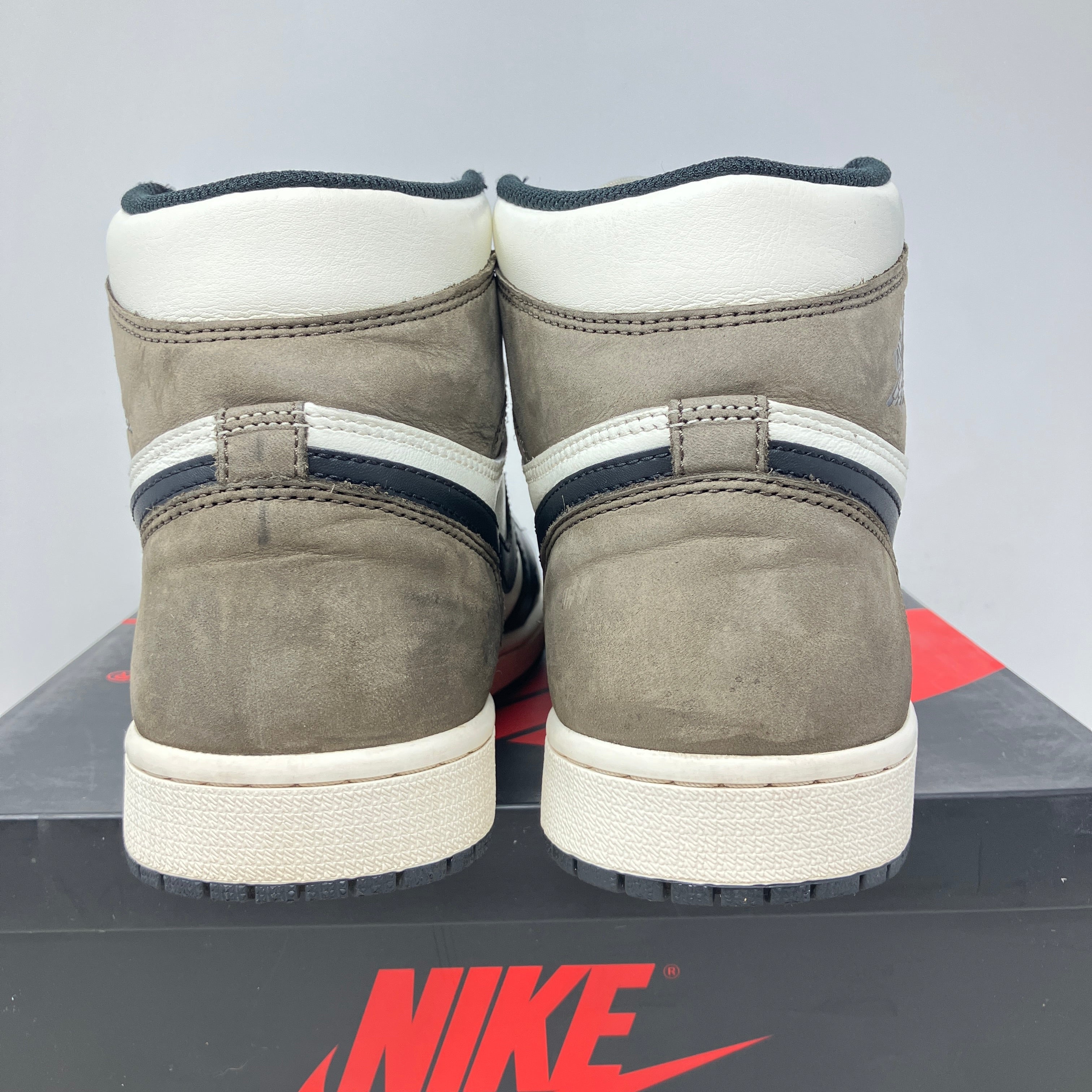 Jordan 1 Retro High Dark Mocha