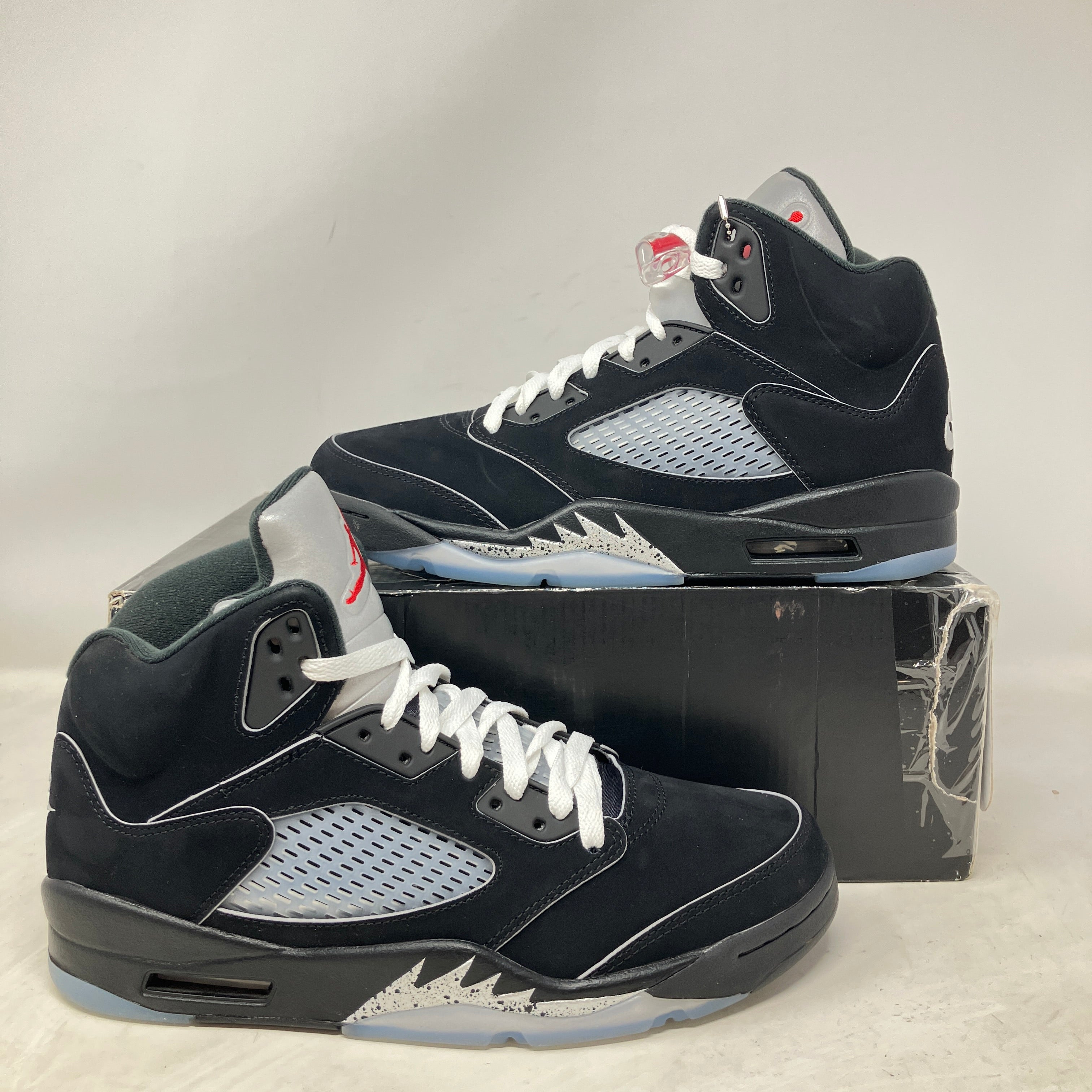 Jordan 5 Retro OG Black Metallic Reimagined