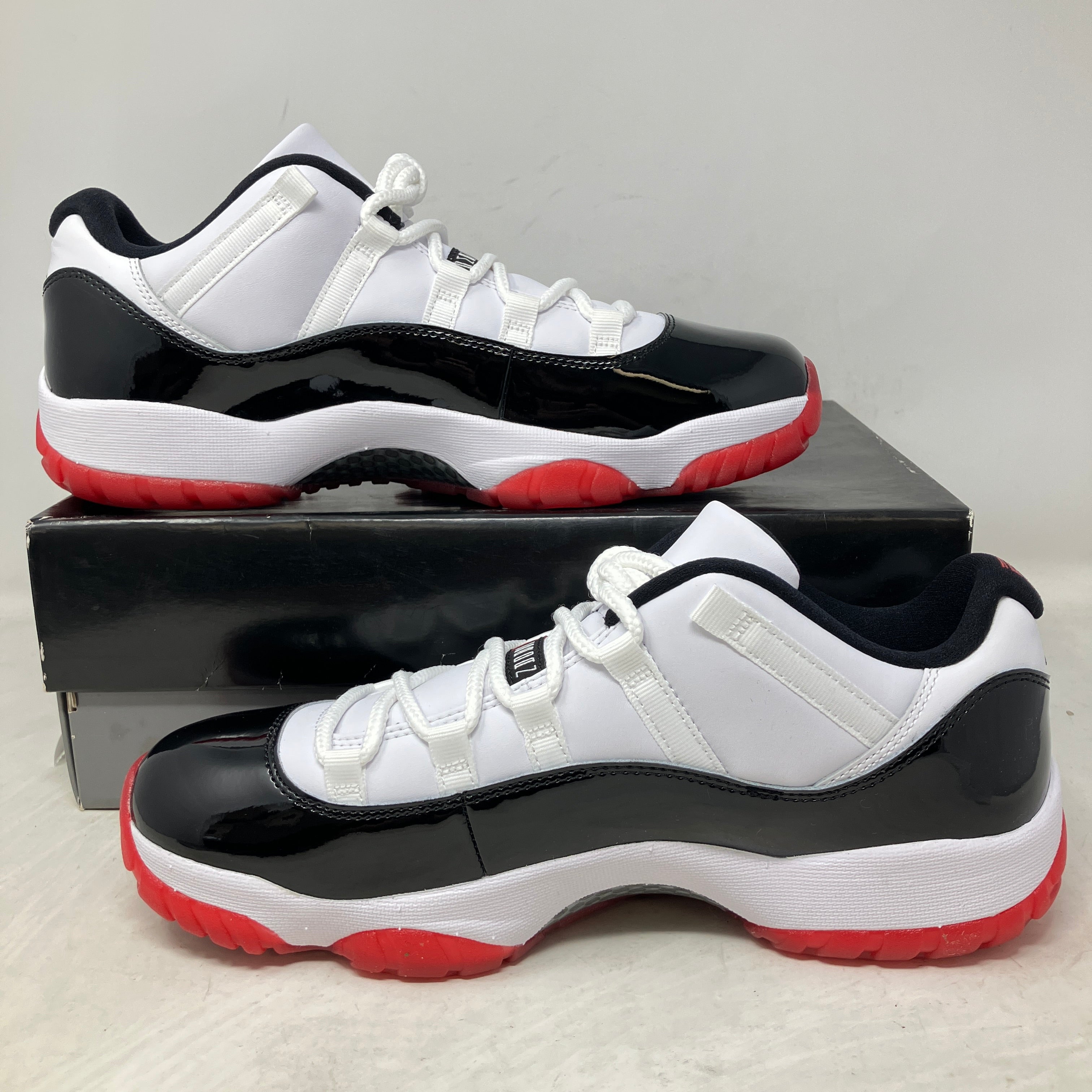 Jordan 11 Retro Low Concord Bred