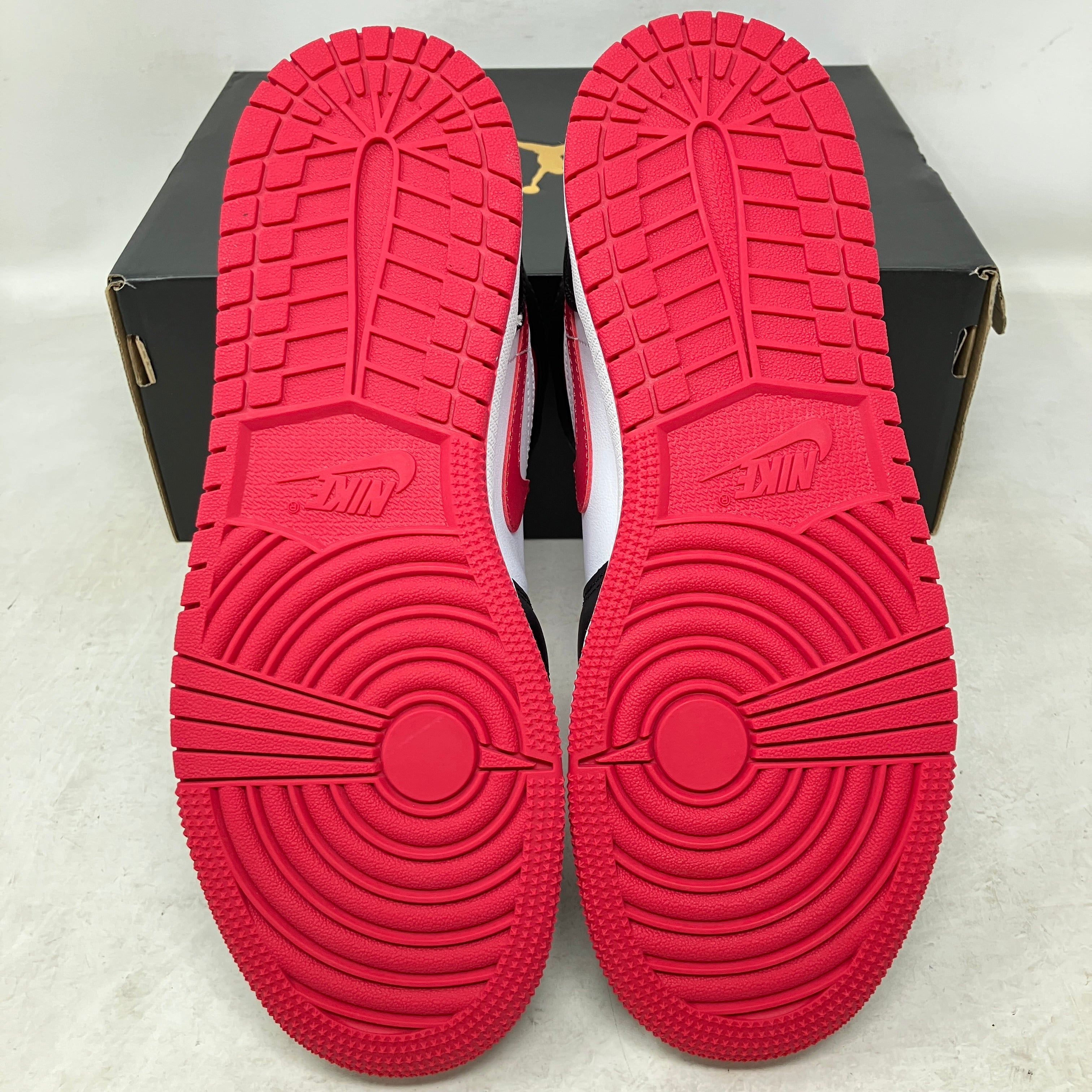 Jordan 1 Mid Very Berry (GS)