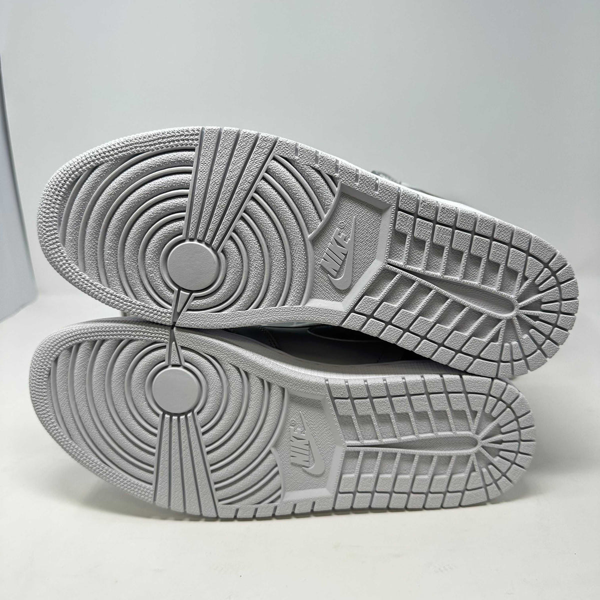Jordan 1 Retro High CO.JP Neutral Grey (2020)