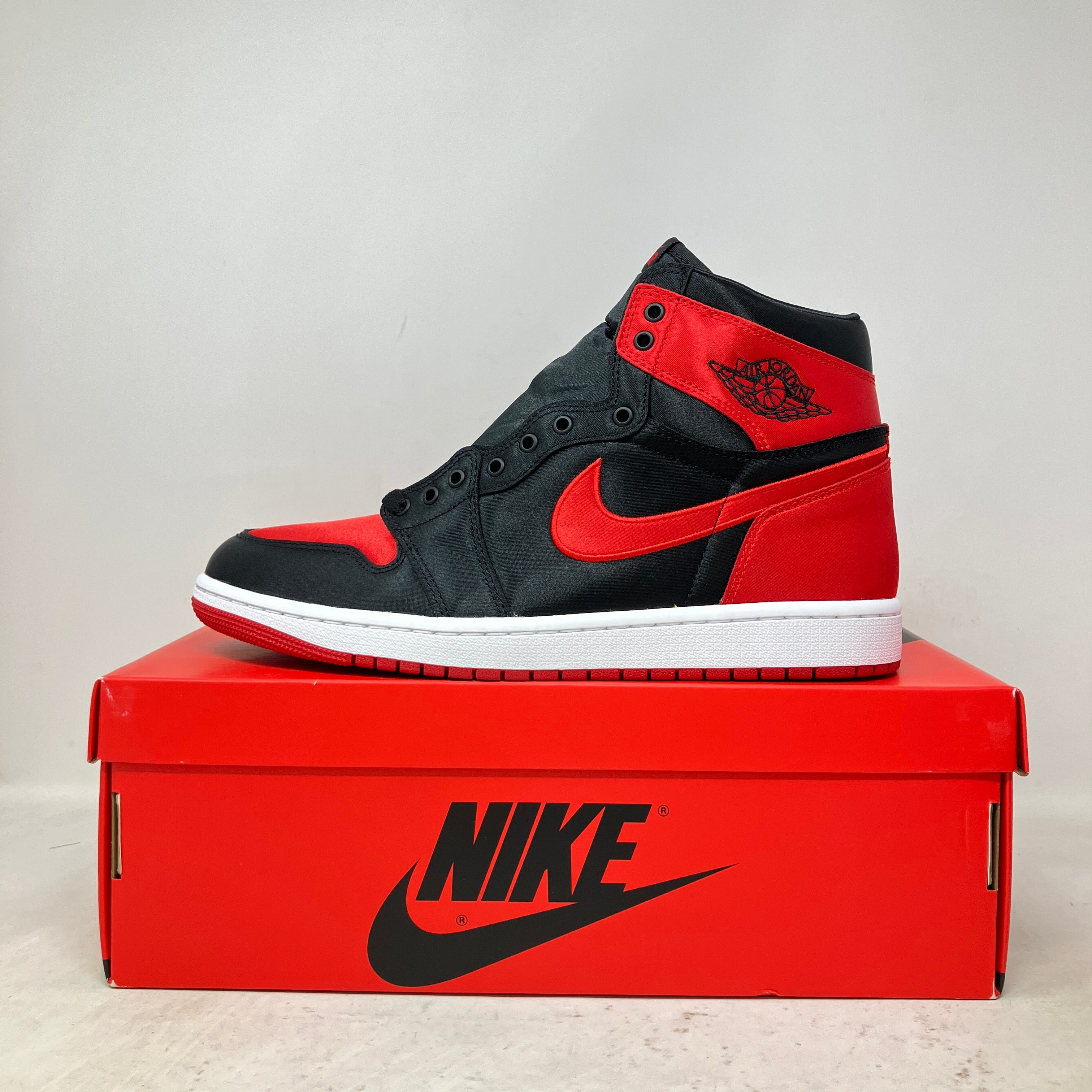 Jordan 1 Retro High OG Satin Bred (Women's)