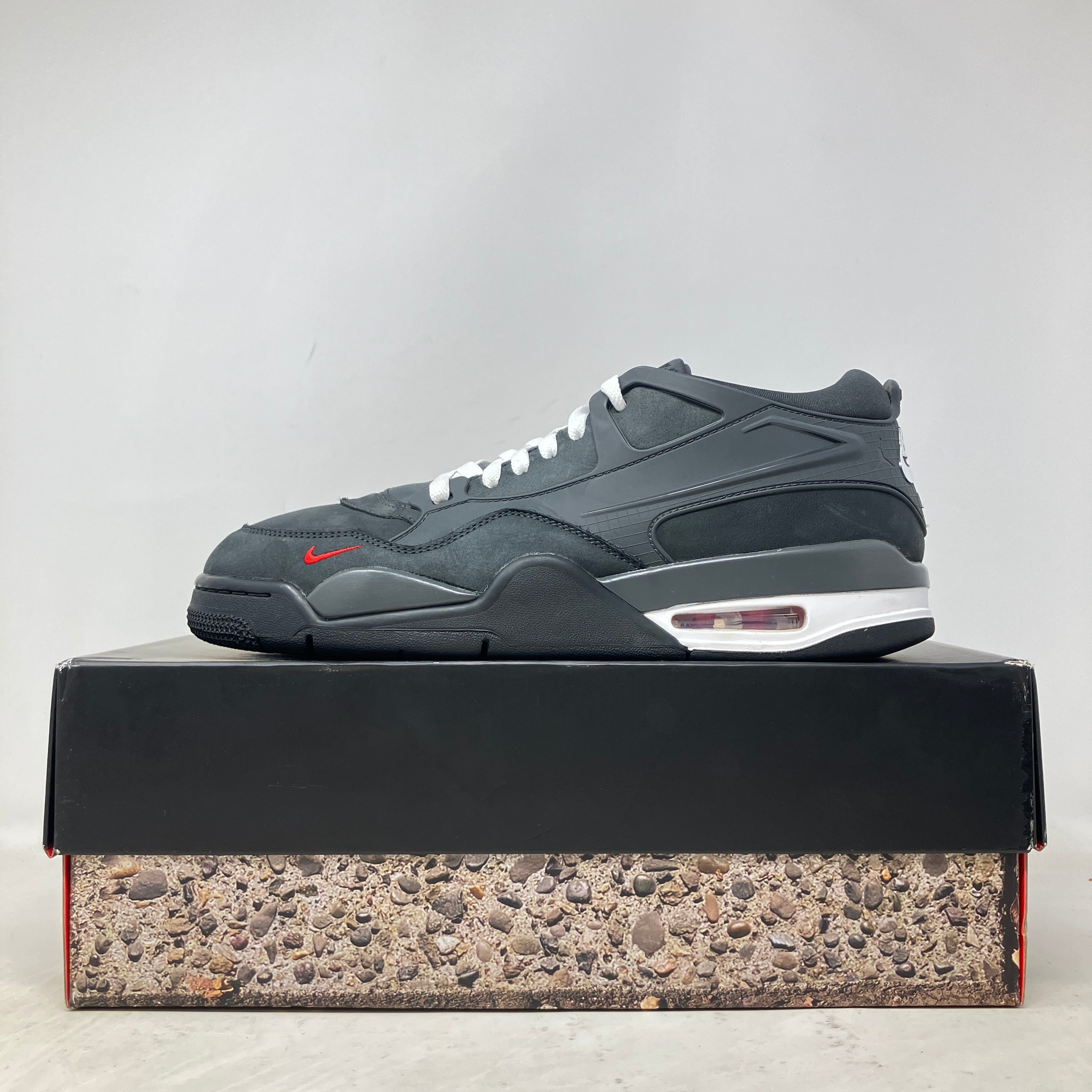Jordan 4 RM SP Nigel Sylvester Driveway Grey