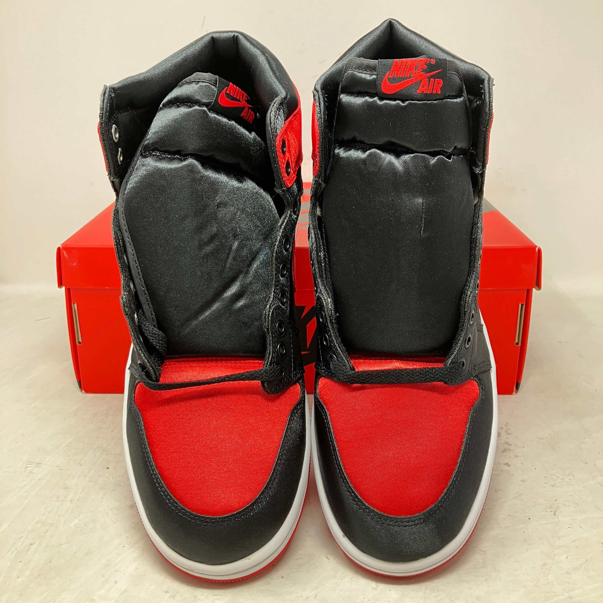 Jordan 1 Retro High OG Satin Bred (Women's)