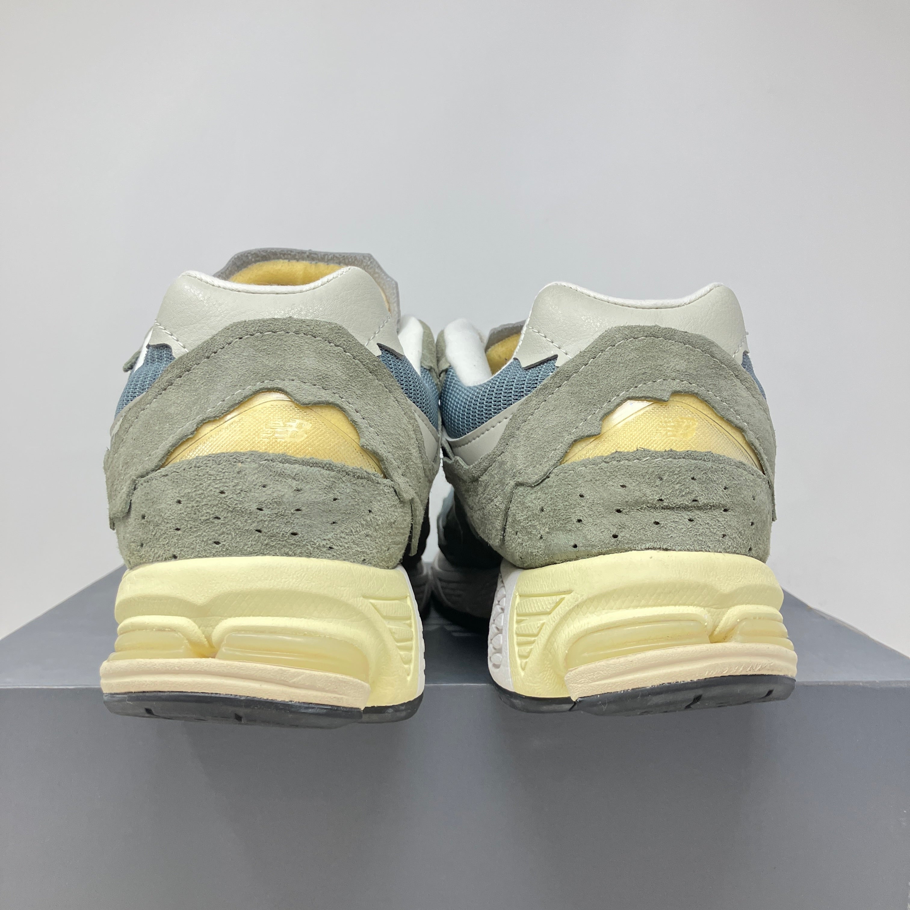 New Balance 2002R Protection Pack Mirage Grey