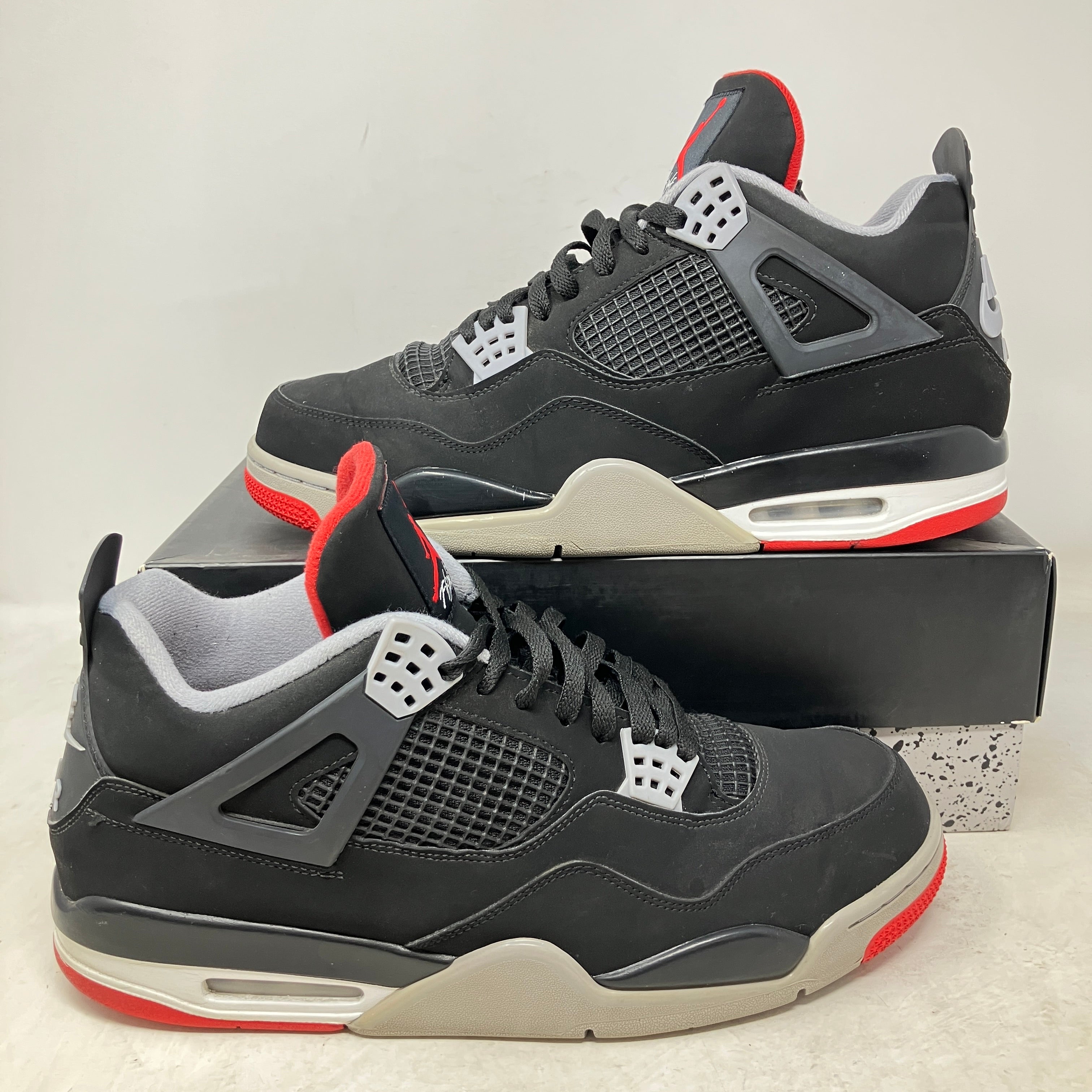 Jordan 4 Retro Bred (2019)