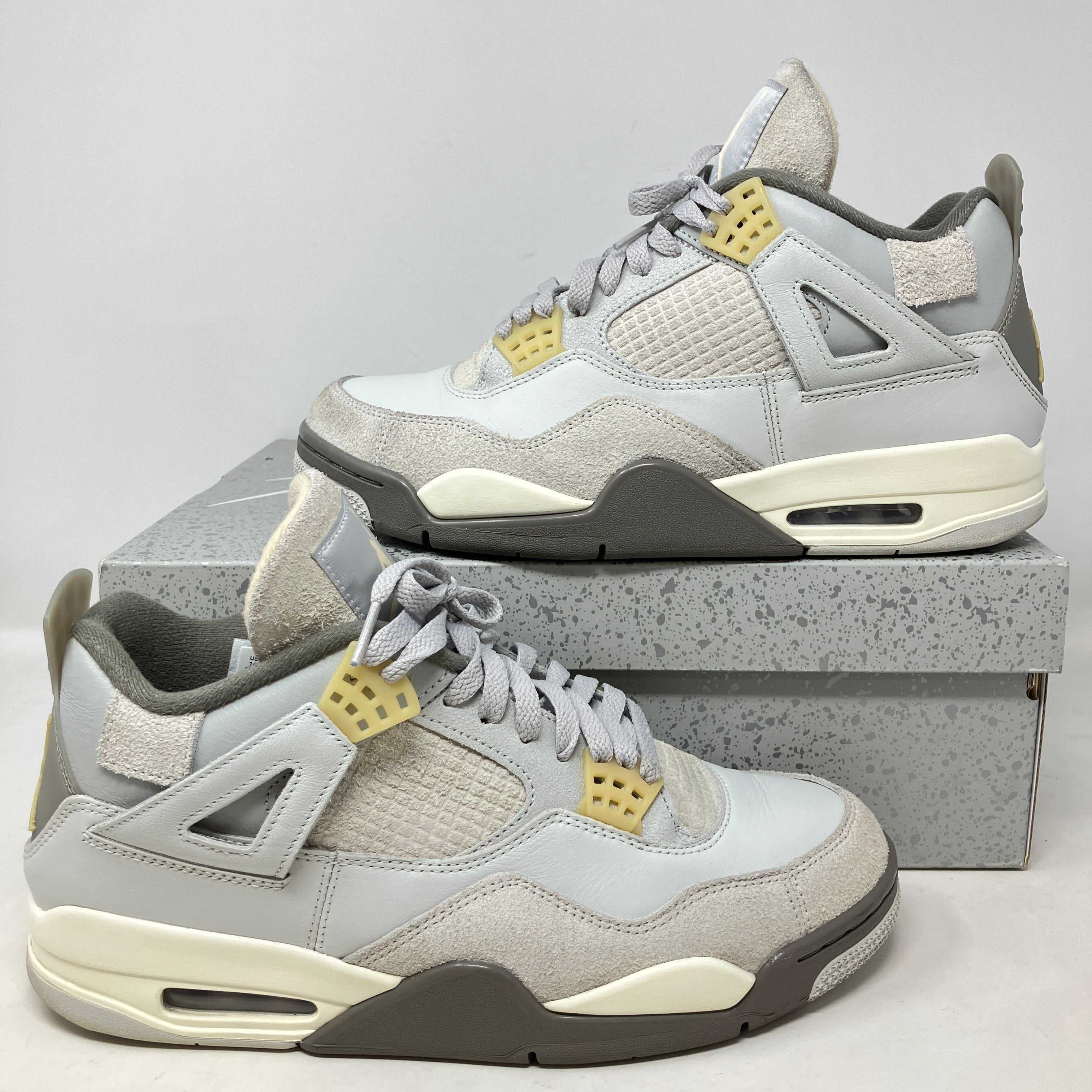 Jordan 4 Retro SE Craft Photon Dust