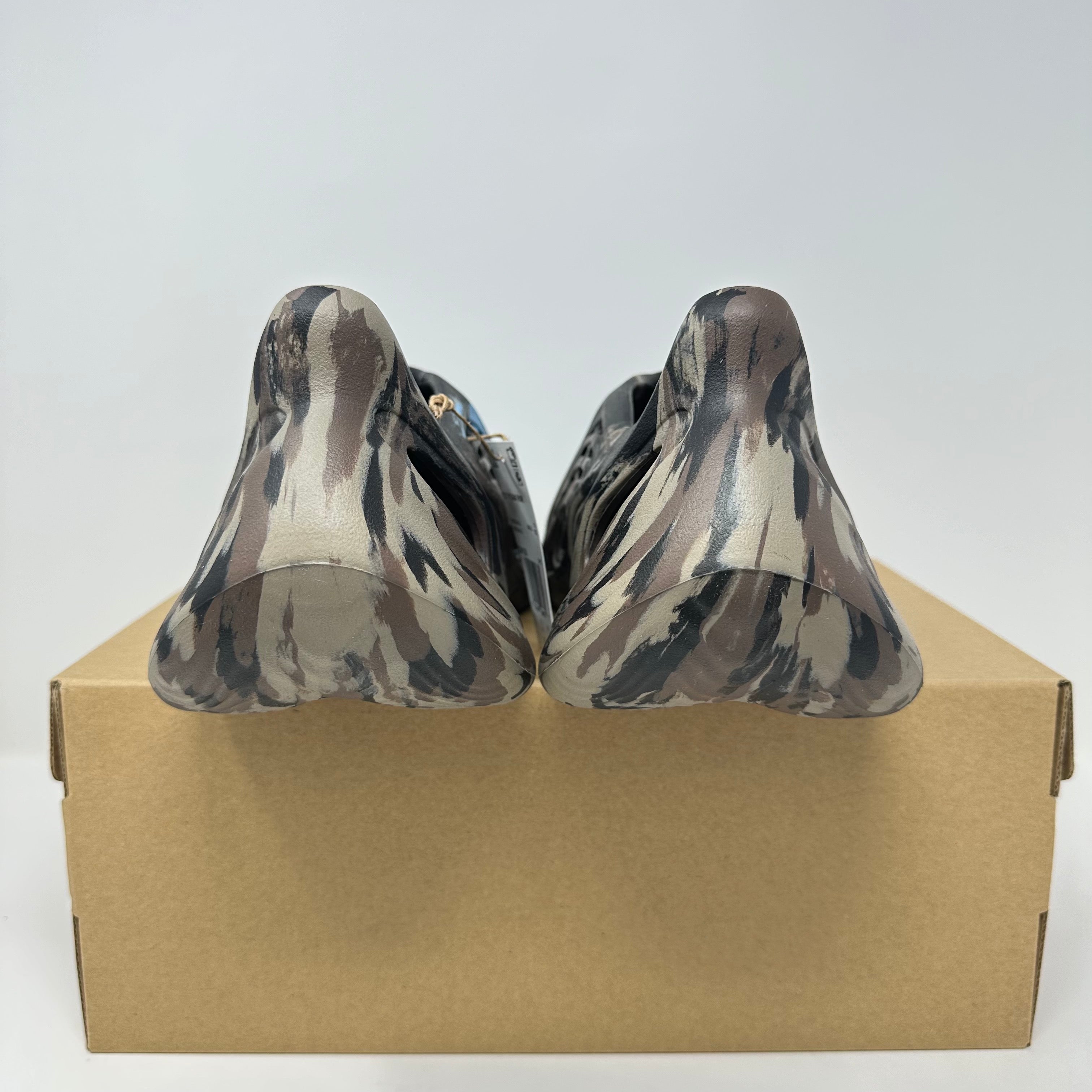 adidas Yeezy Foam RNR MX Cinder