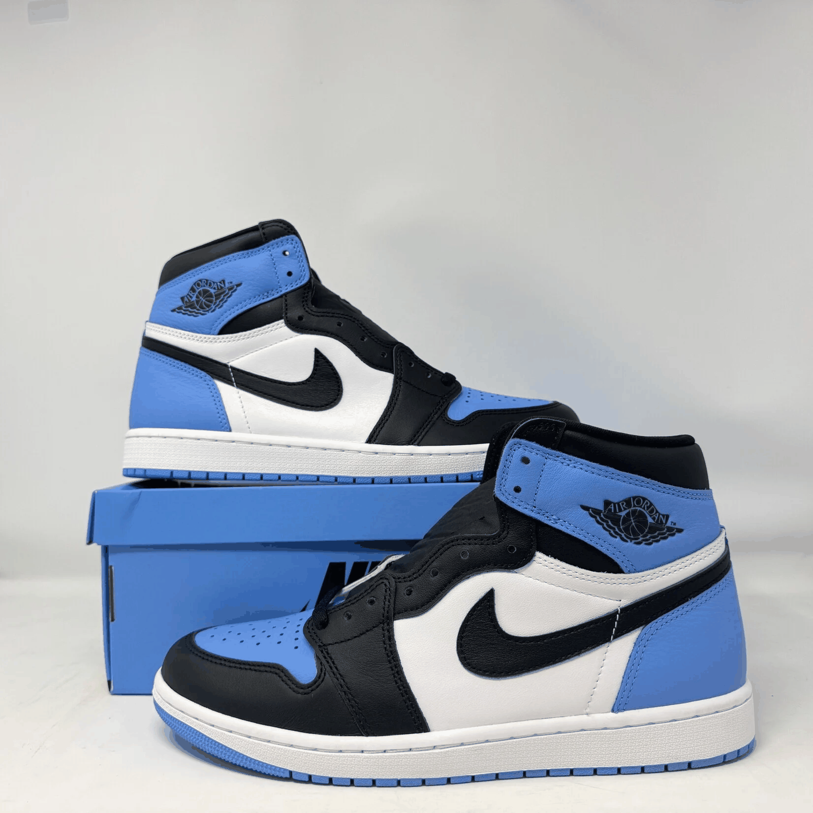 Jordan 1 Retro High OG UNC Toe