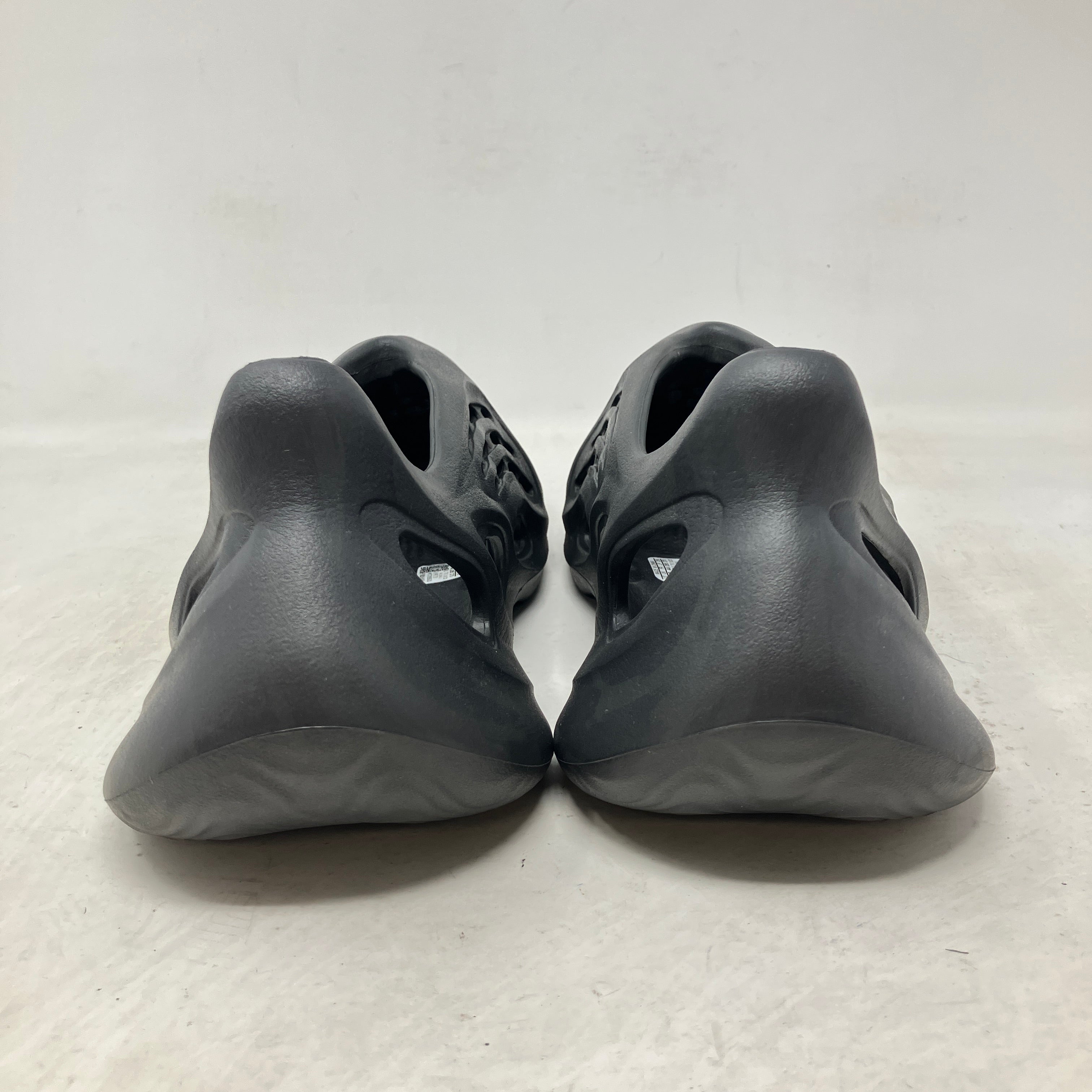 adidas Yeezy Foam RNR Onyx
