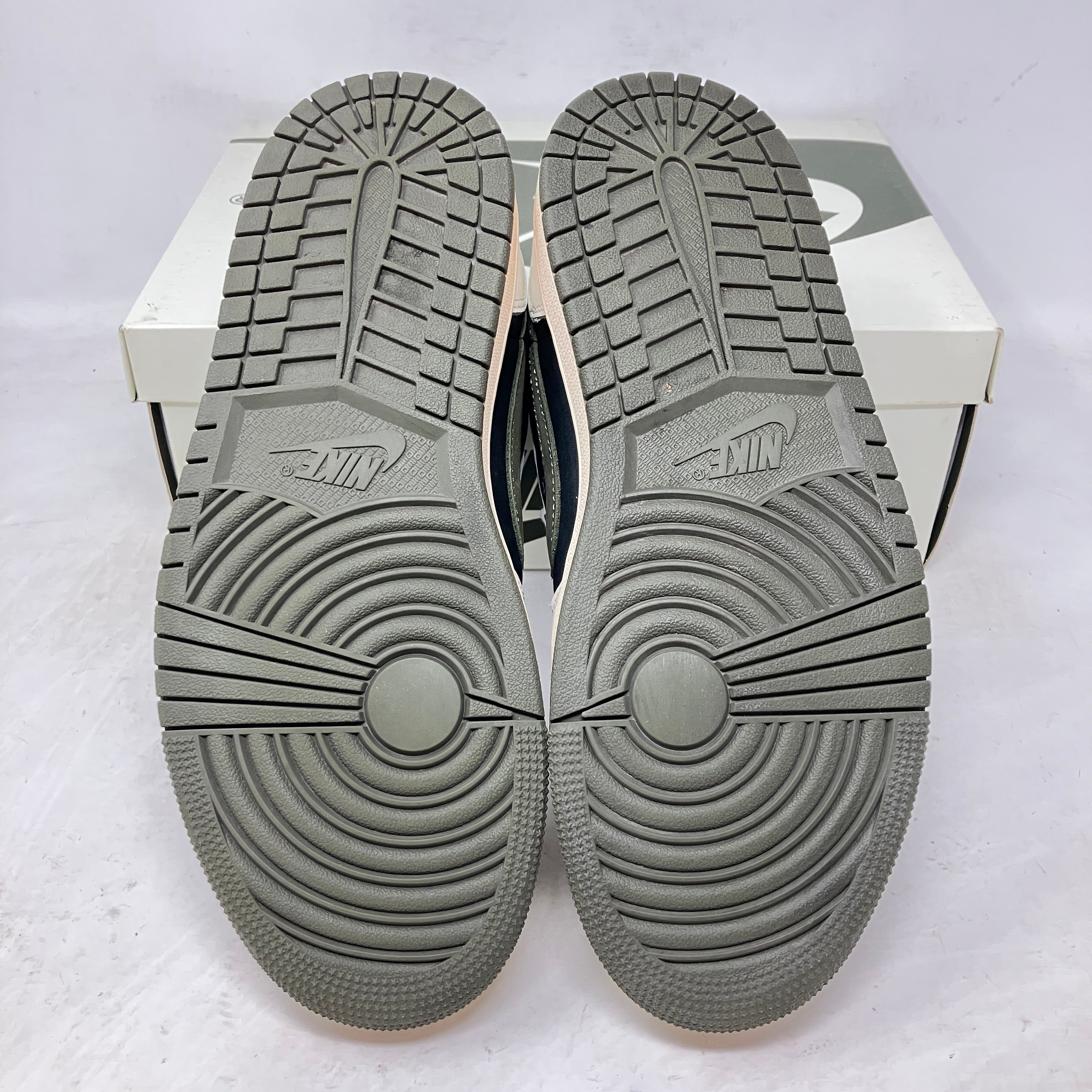 Jordan 1 Retro Low OG SP Travis Scott Olive (Women's)