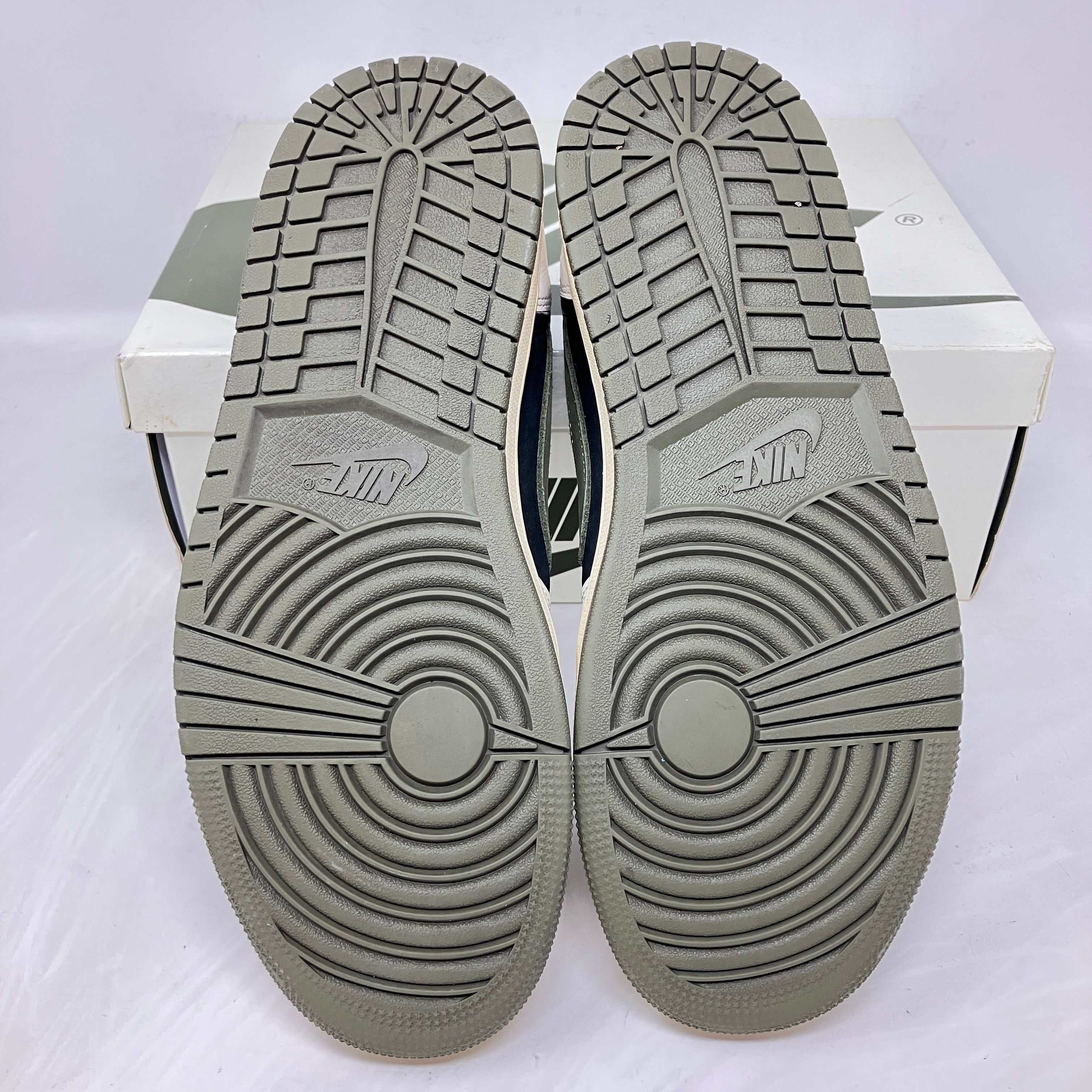 Jordan 1 Retro Low OG SP Travis Scott Olive (Women's)