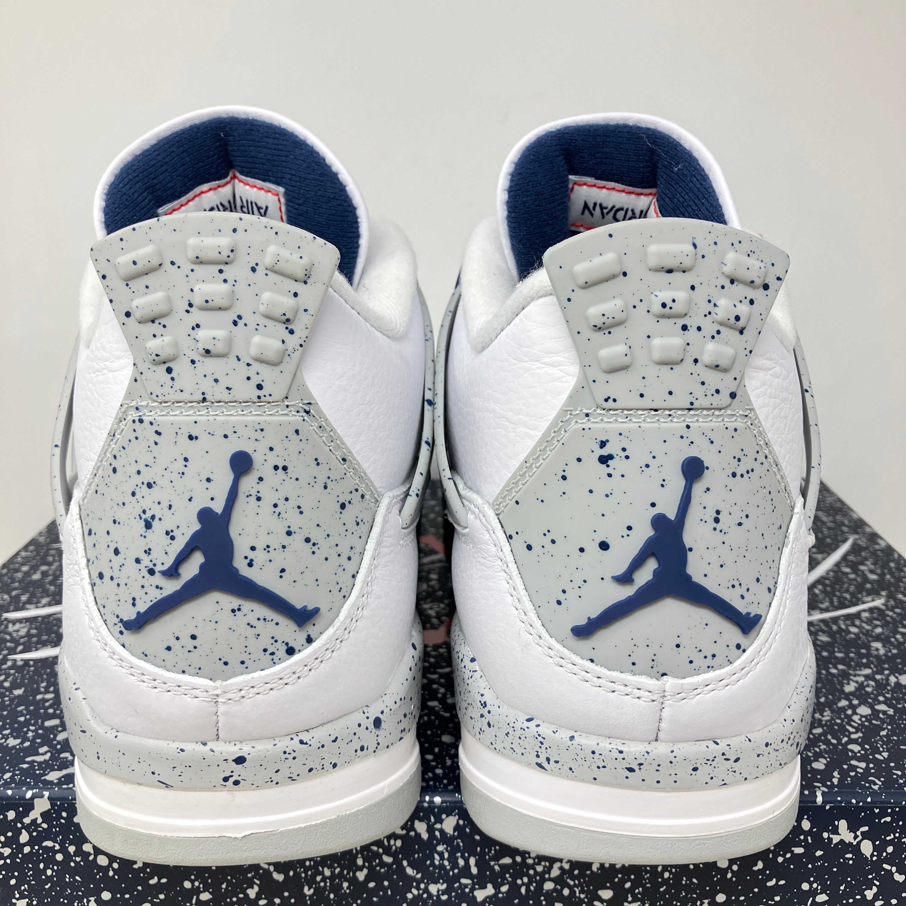Jordan 4 Retro Midnight Navy