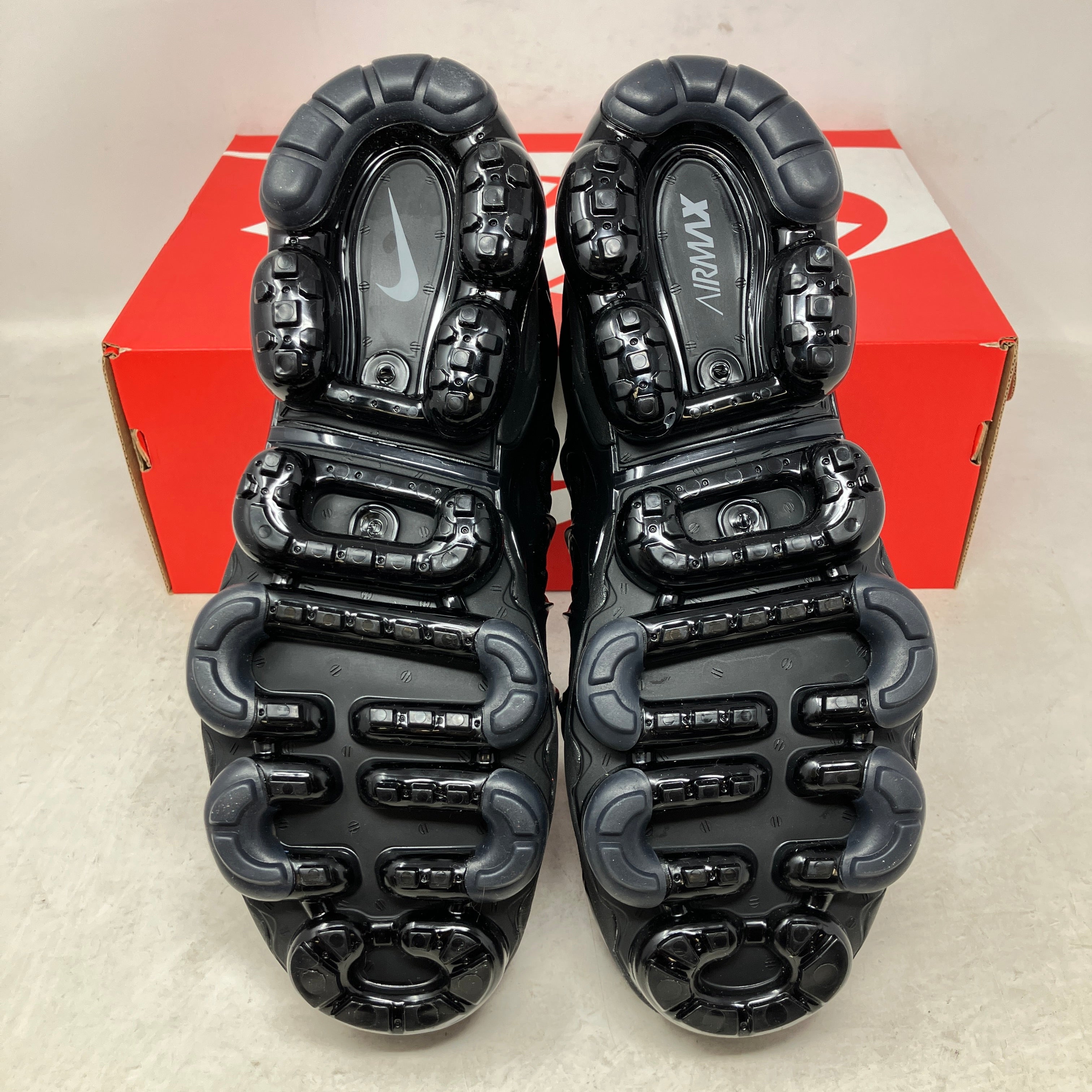 Nike Air VaporMax Plus Triple Black