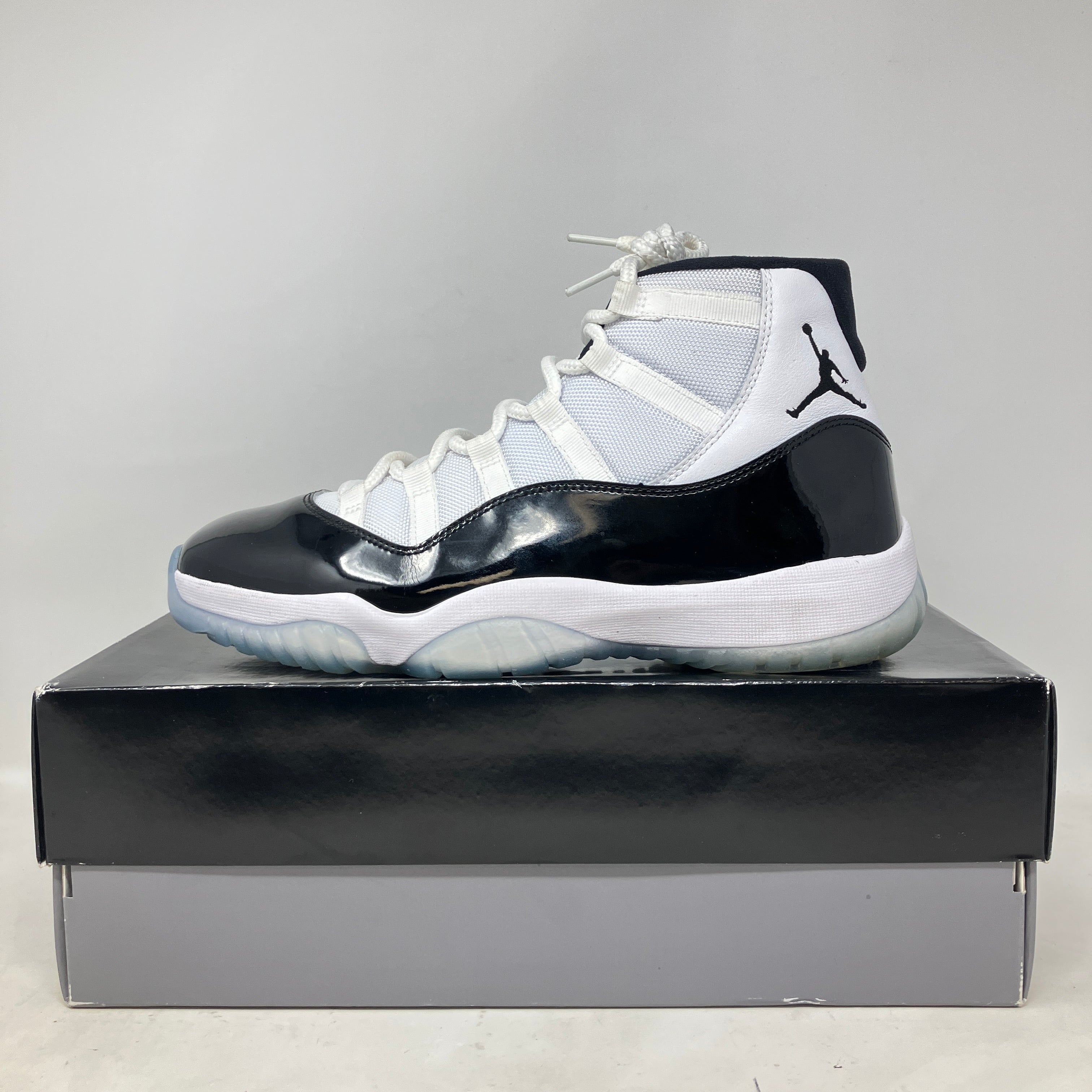 Jordan 11 Retro Concord (2018)