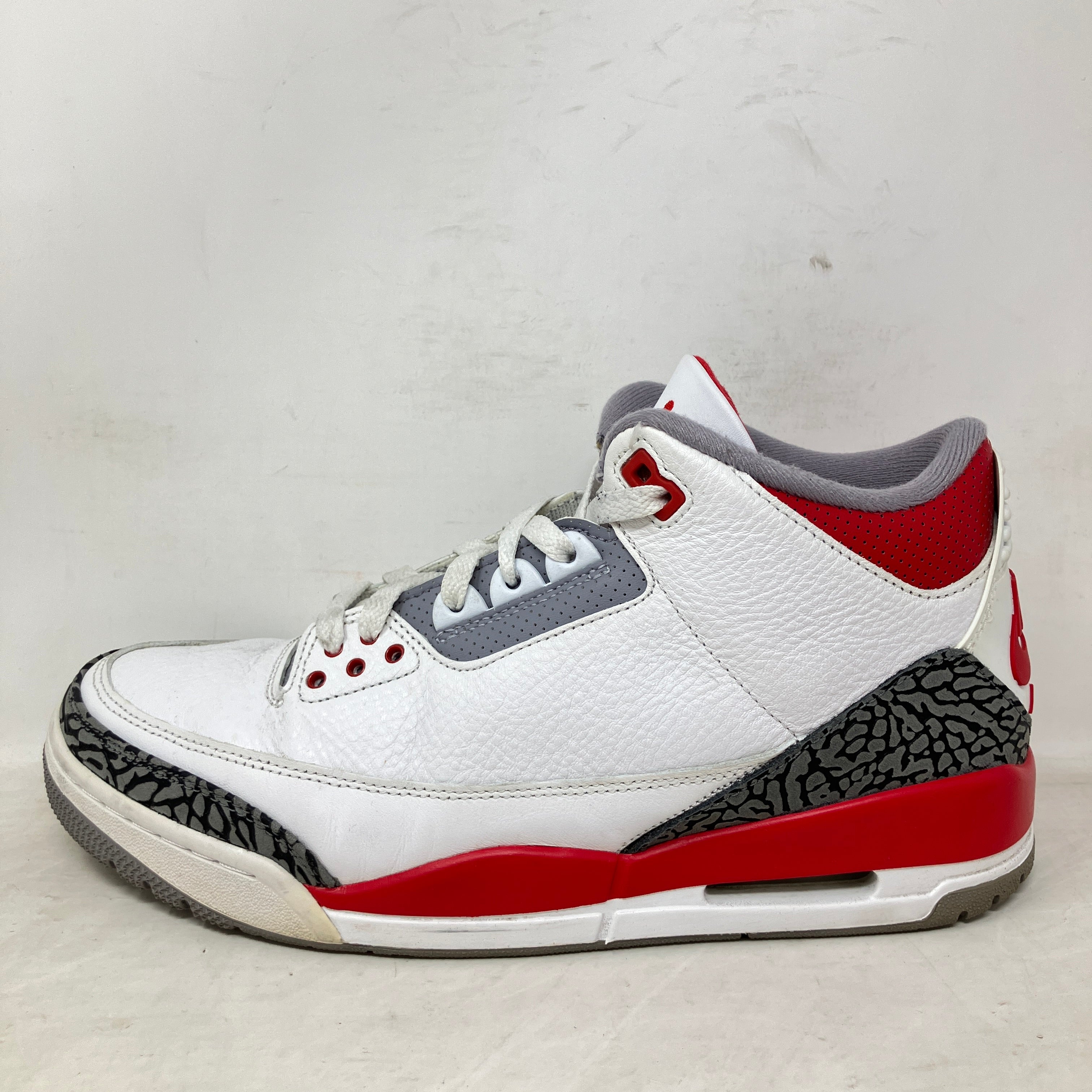 Jordan 3 Retro Fire Red (2022)