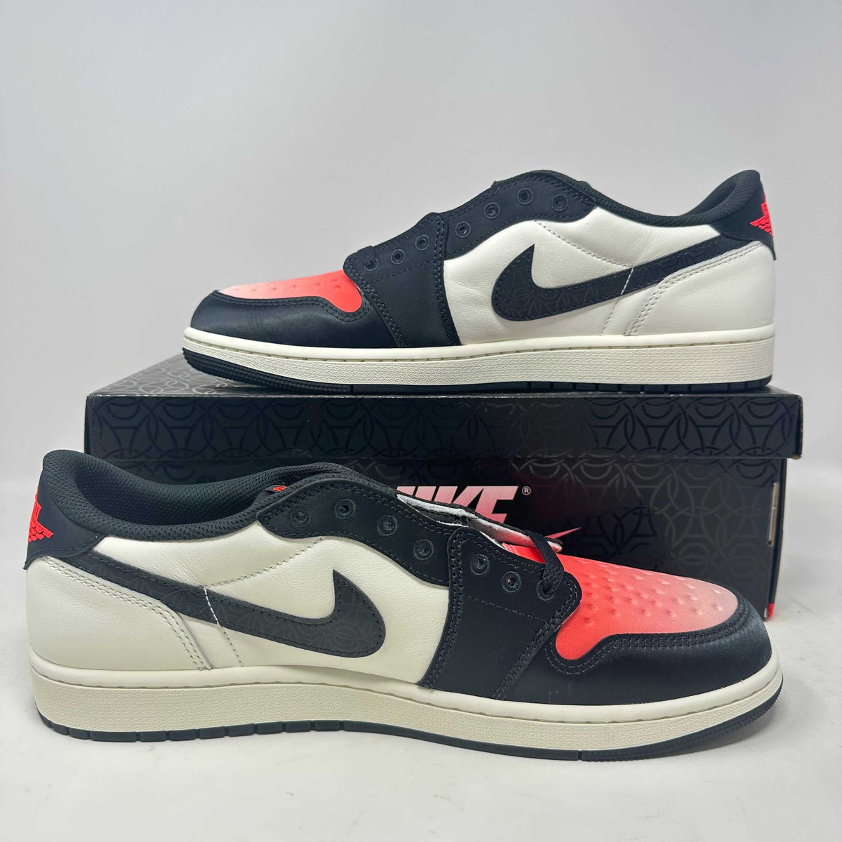Jordan 1 Retro Low OG PSG Paris Saint-Germain