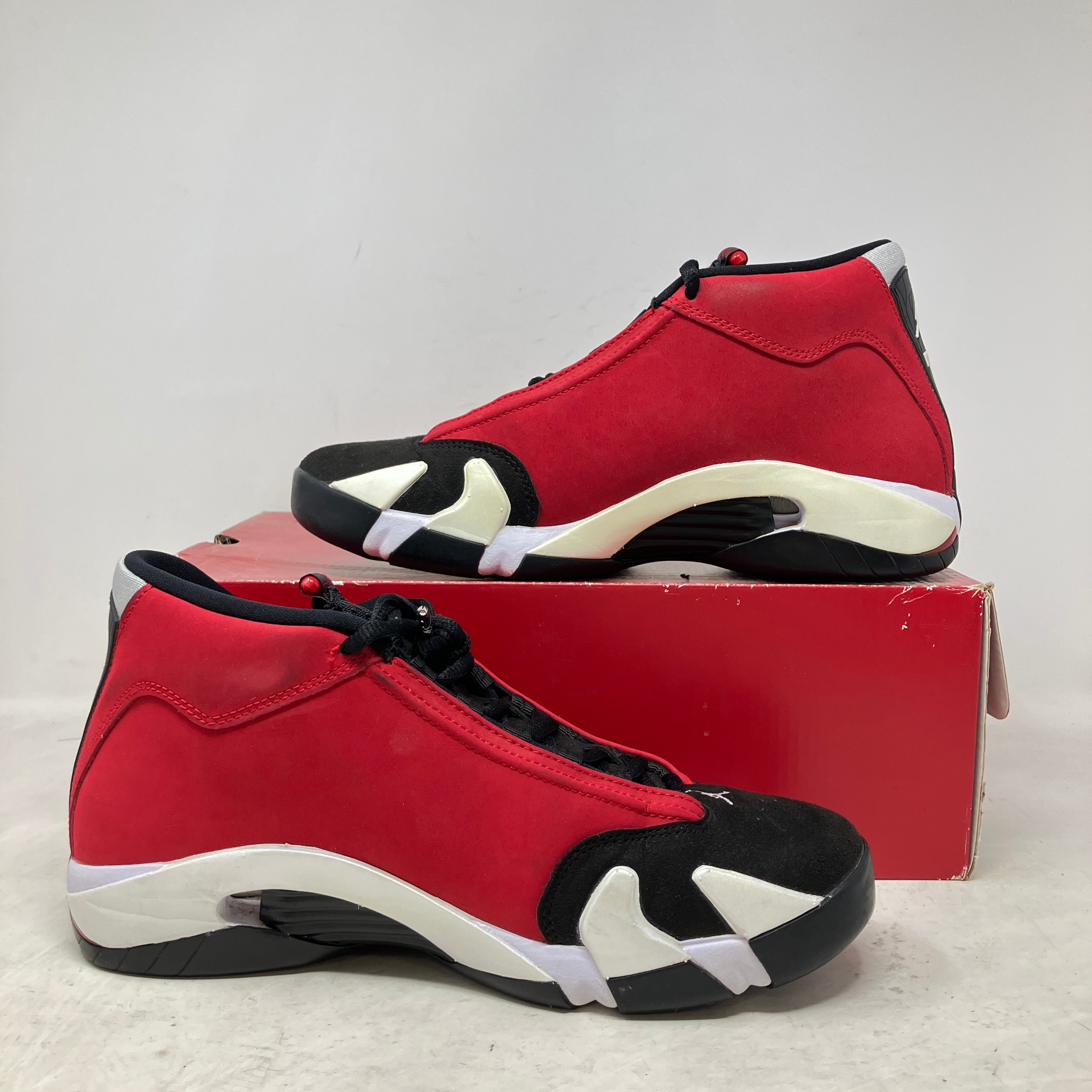 Jordan 14 Retro Gym Red Toro