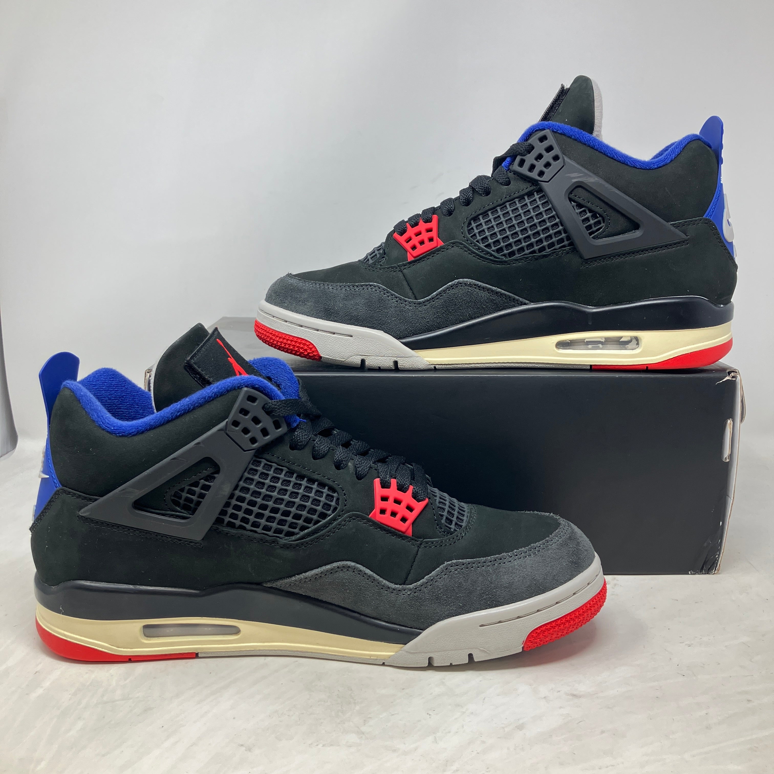 Jordan 4 Retro Rare Air (Gold Lettering)