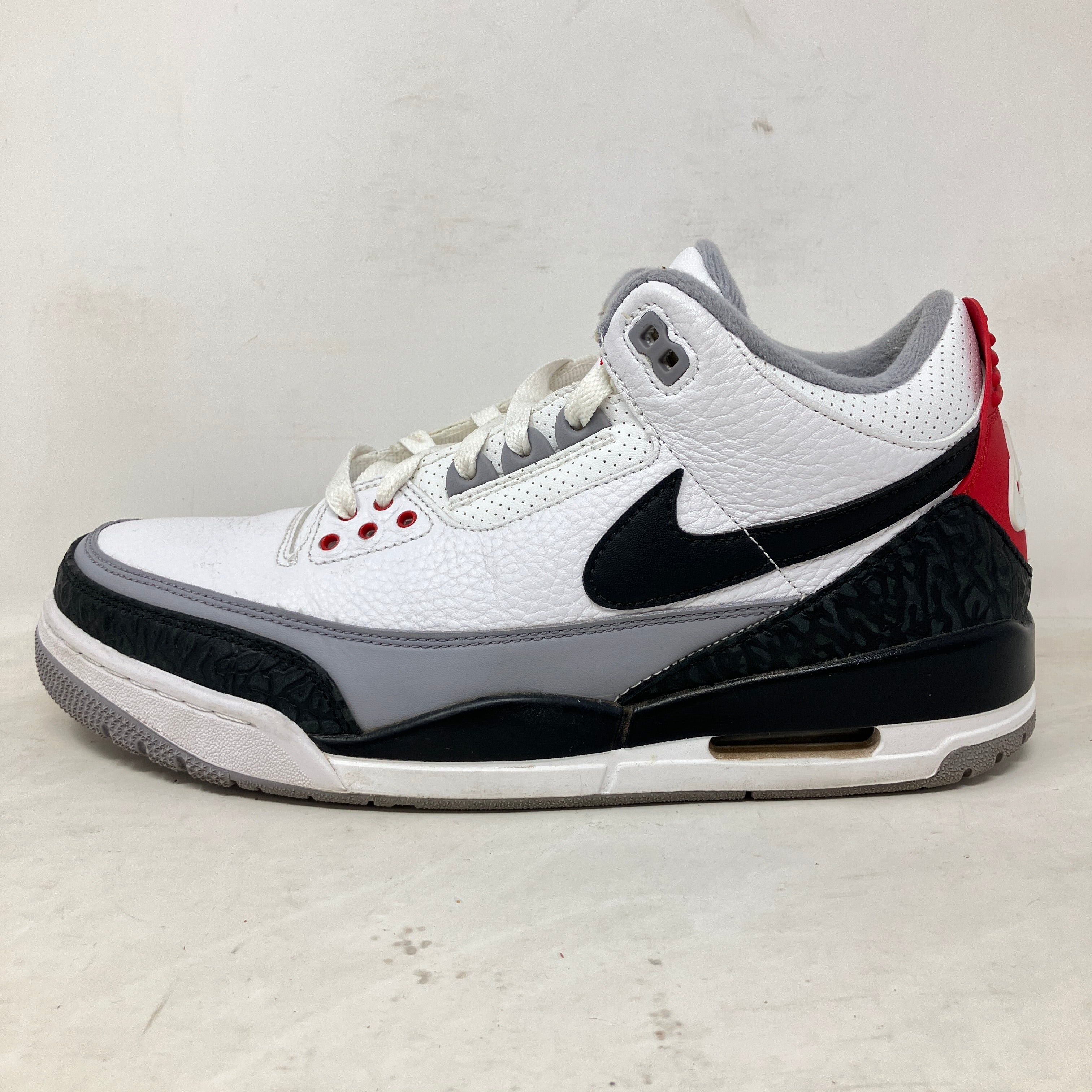 Jordan 3 Retro Tinker Hatfield
