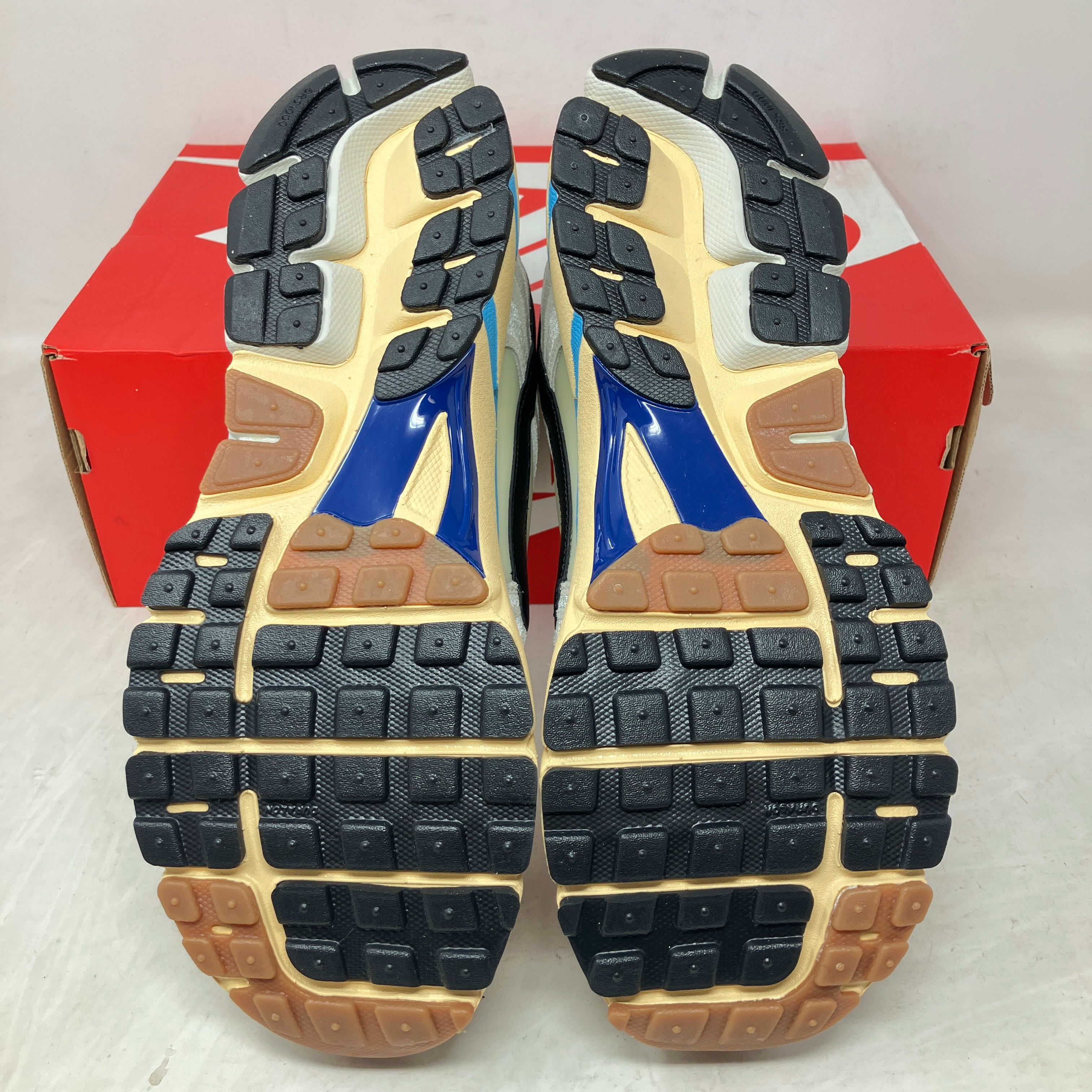 Nike Zoom Vomero 5 Designed by Japan (Women's)