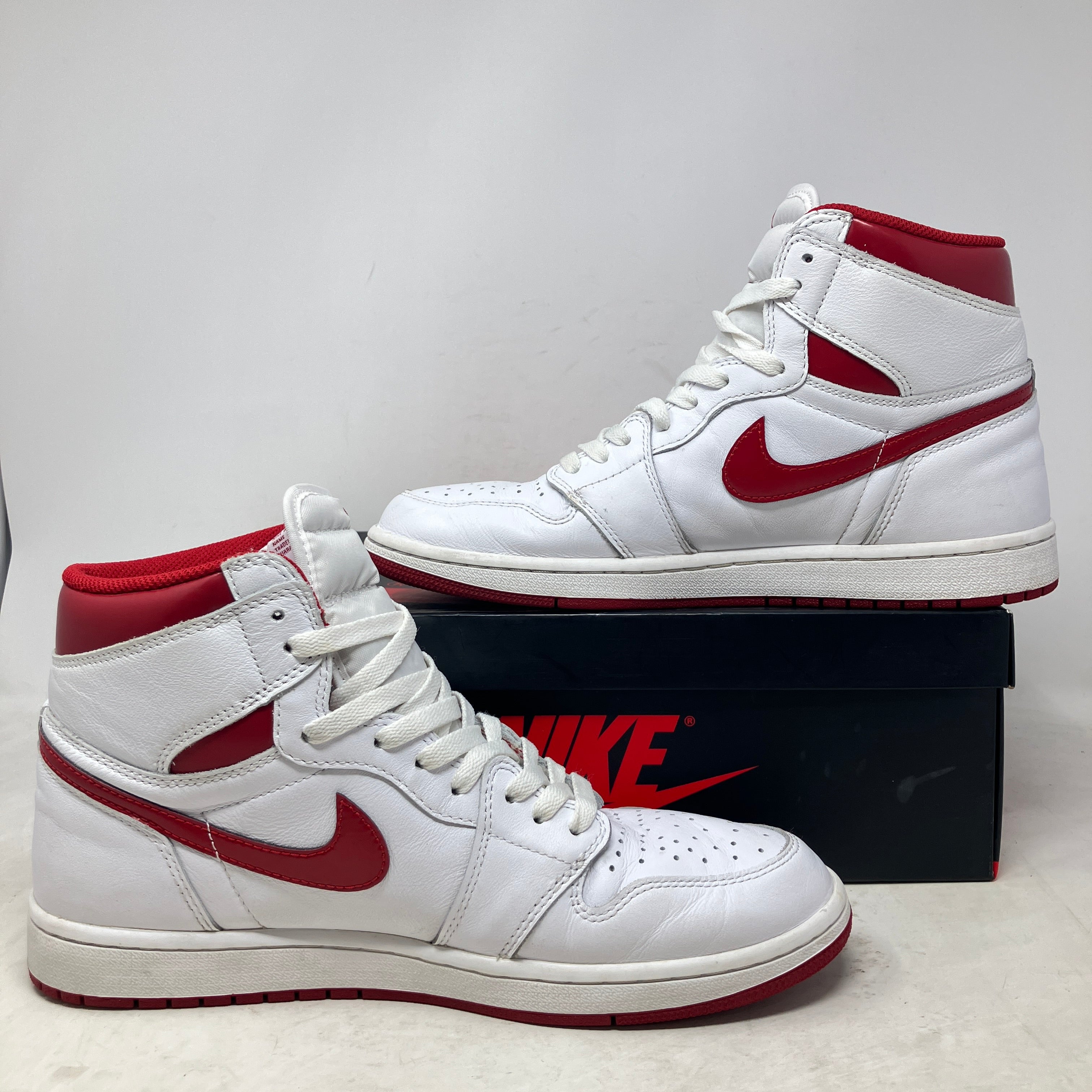 Jordan 1 Retro Metallic Red (2017)