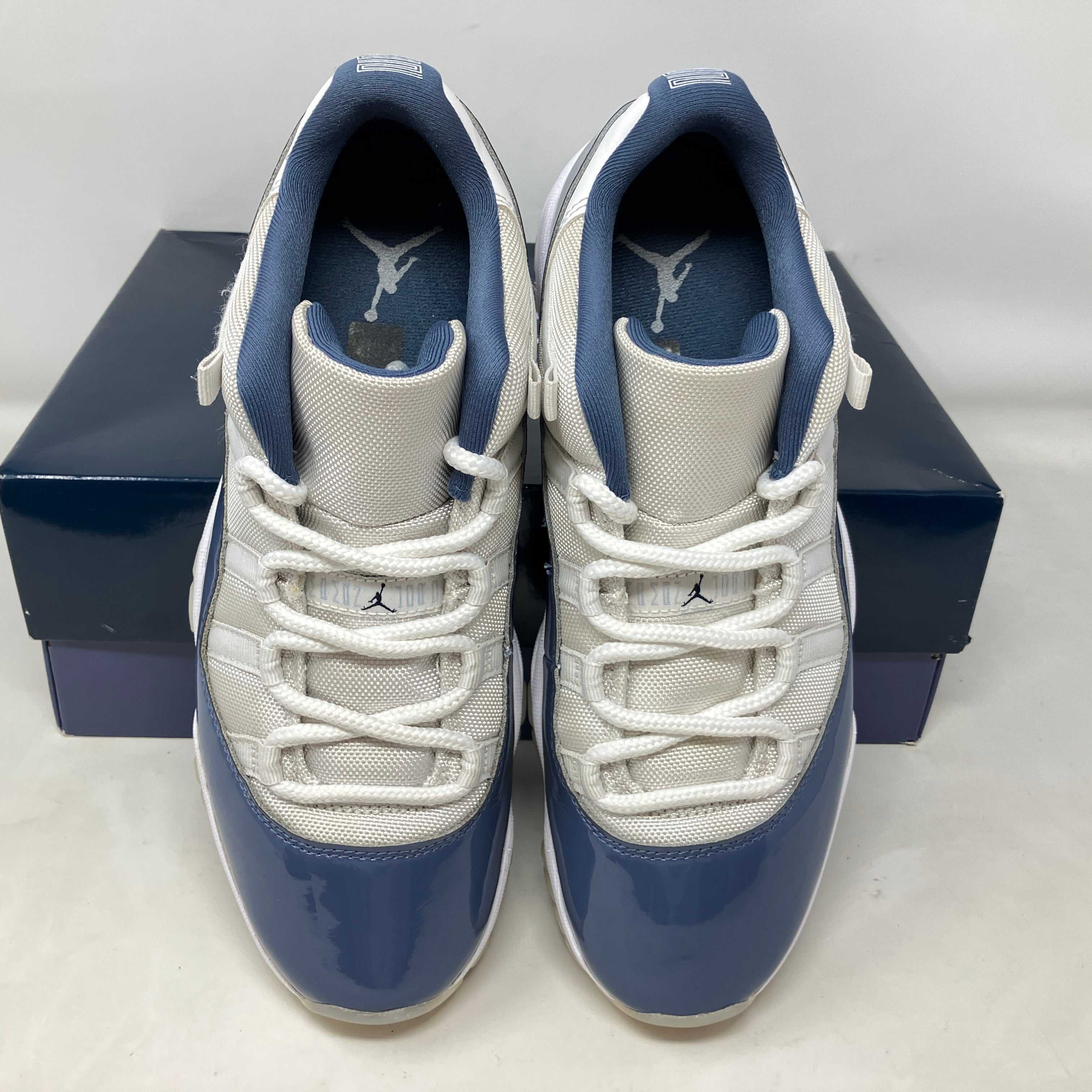 Jordan 11 Retro Low Diffused Blue