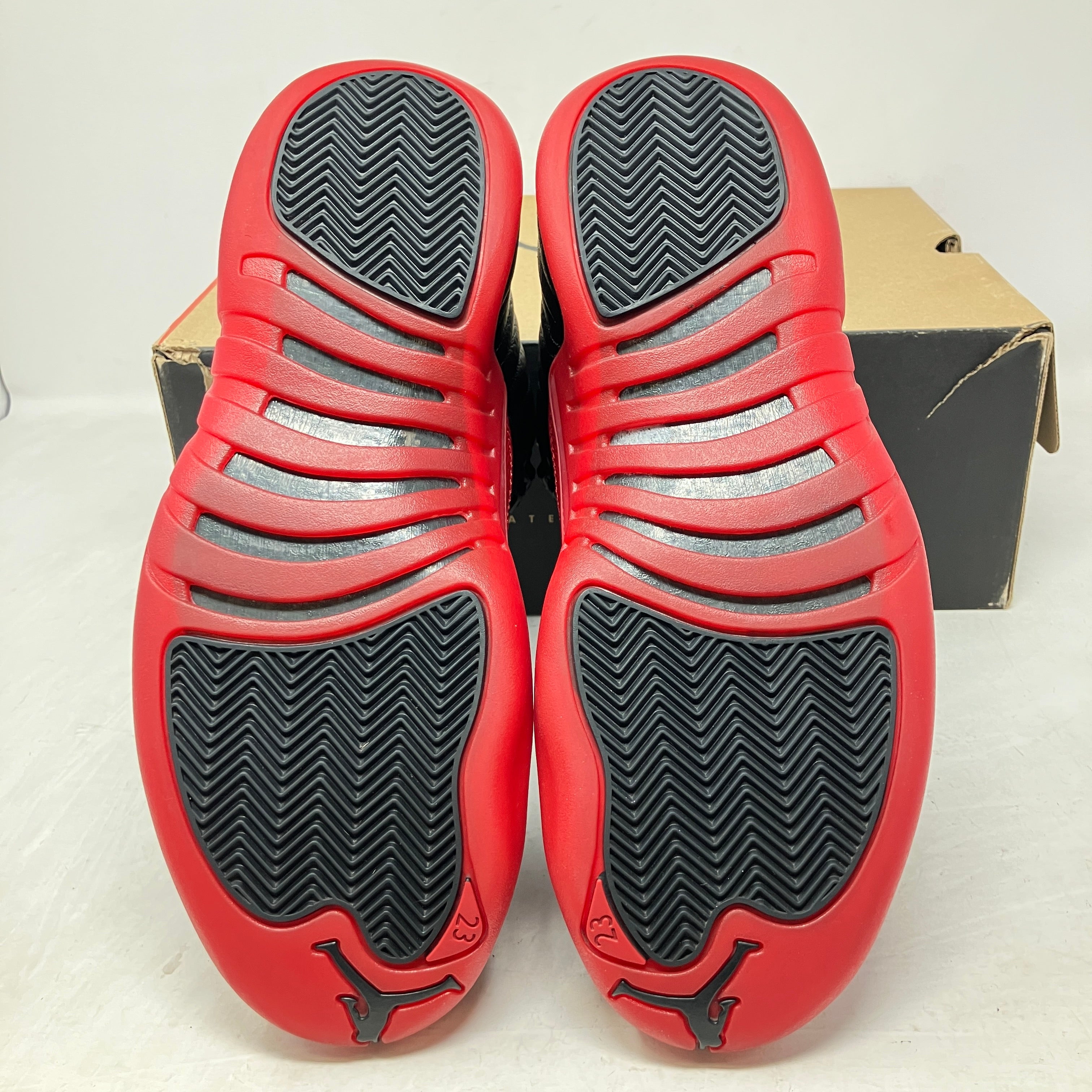 Jordan 12 Retro Flu Game (2016)