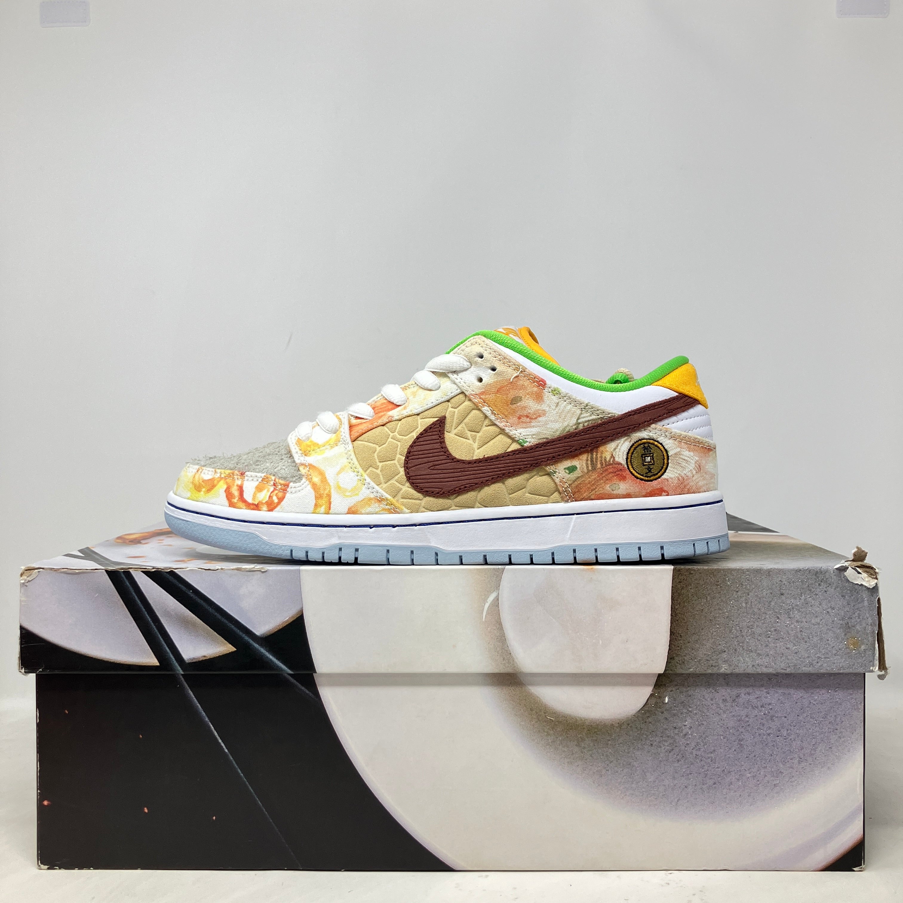 Nike SB Dunk Low Street Hawker (Special Box)