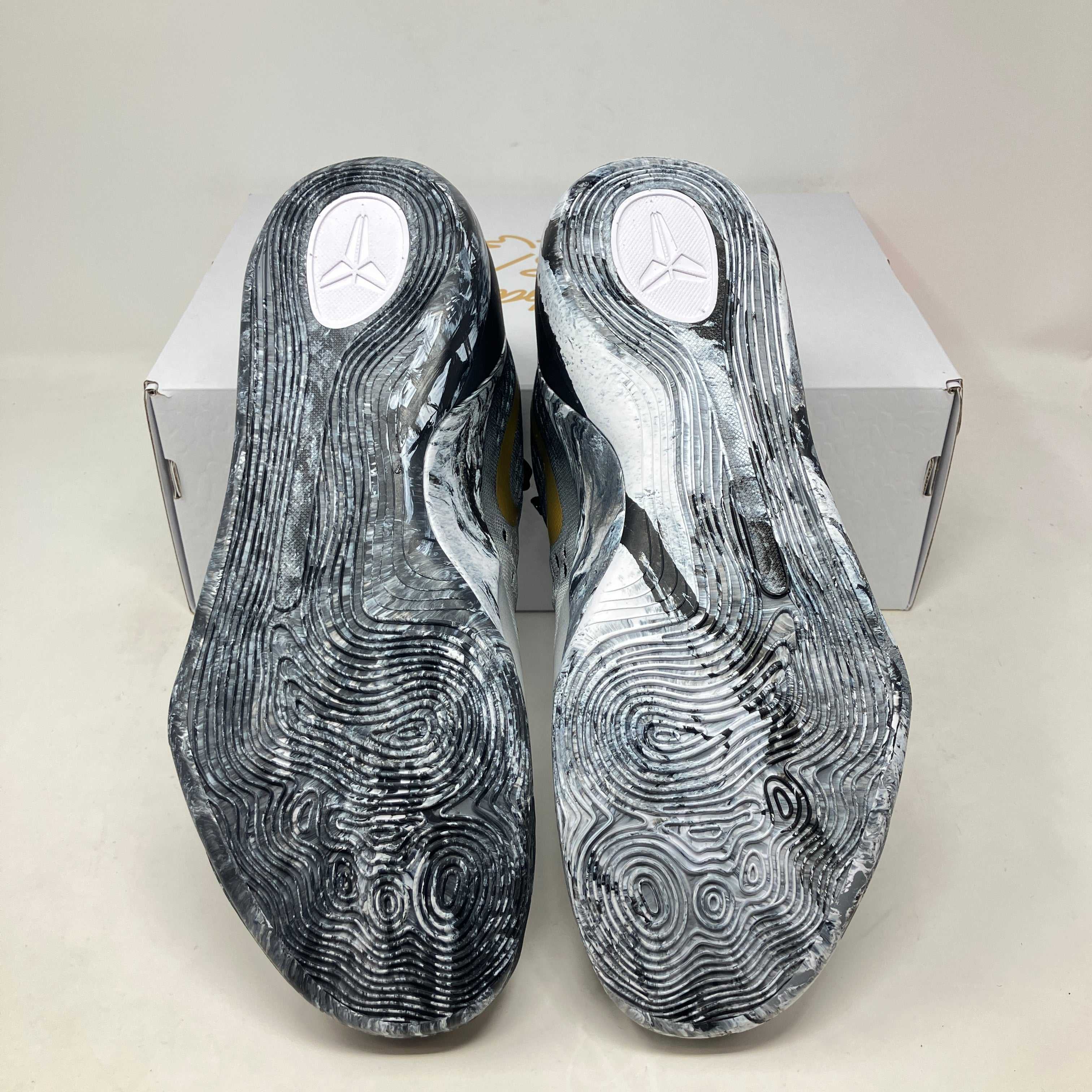 Nike Kobe 9 EM Low Protro Mambacita