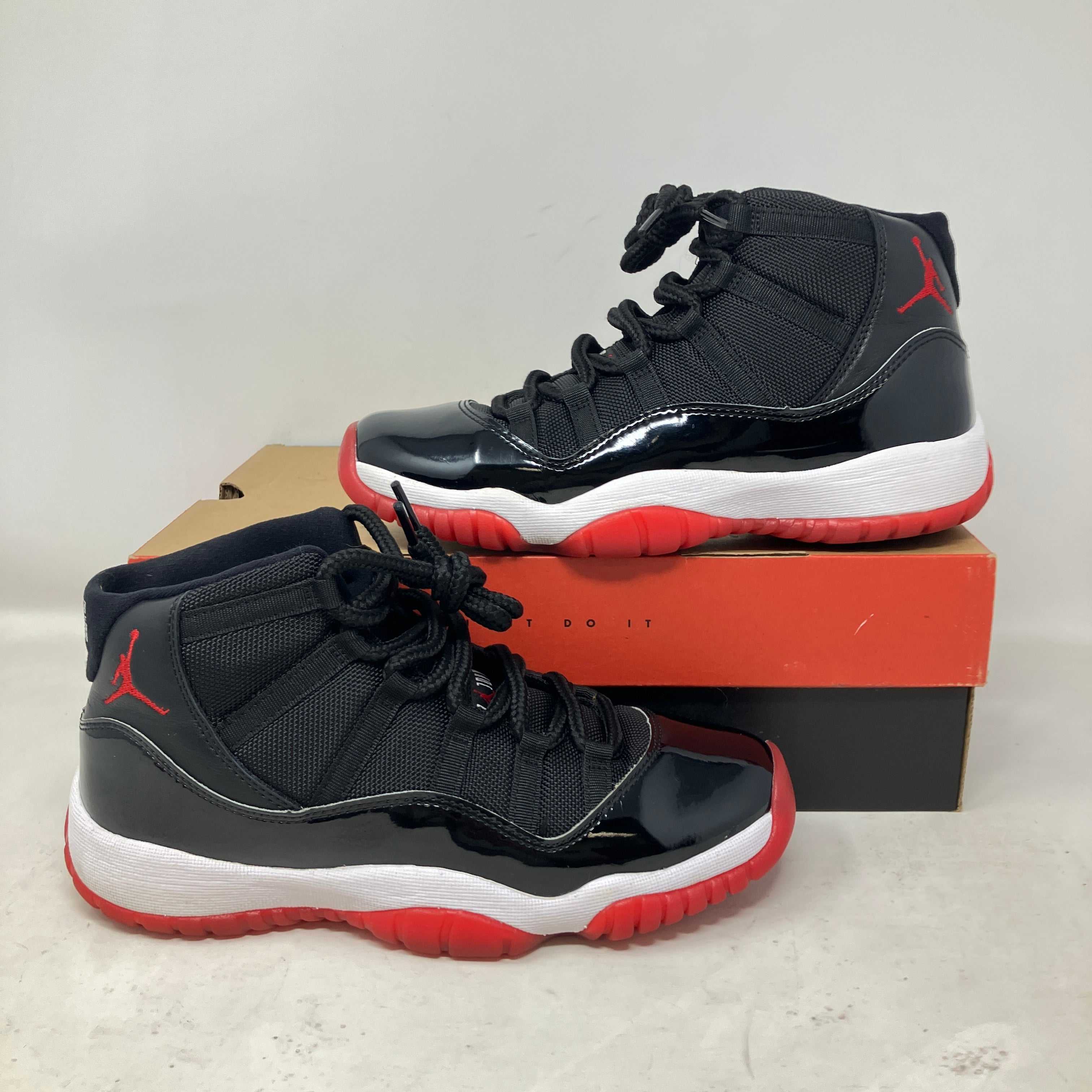 Jordan 11 Retro Playoffs Bred (2019) (GS)