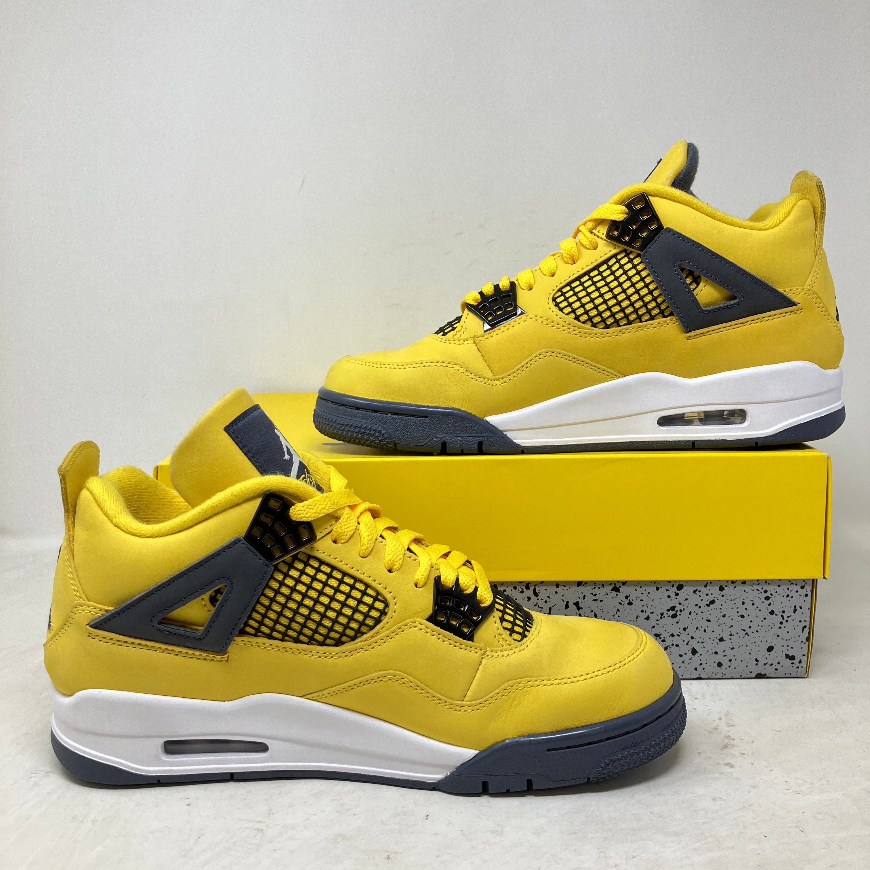 Jordan 4 Retro Lightning (2021)