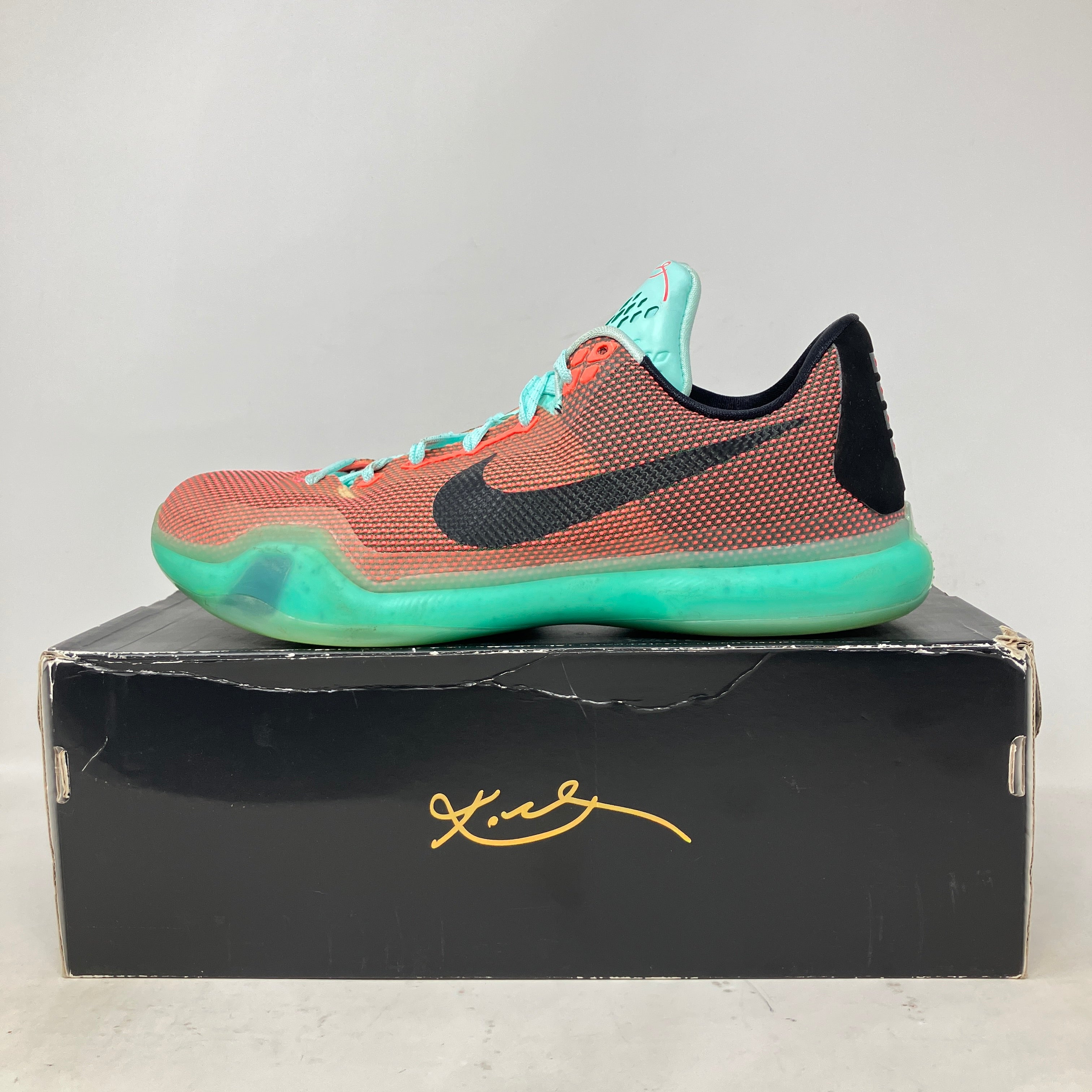 Nike Kobe 10 Easter