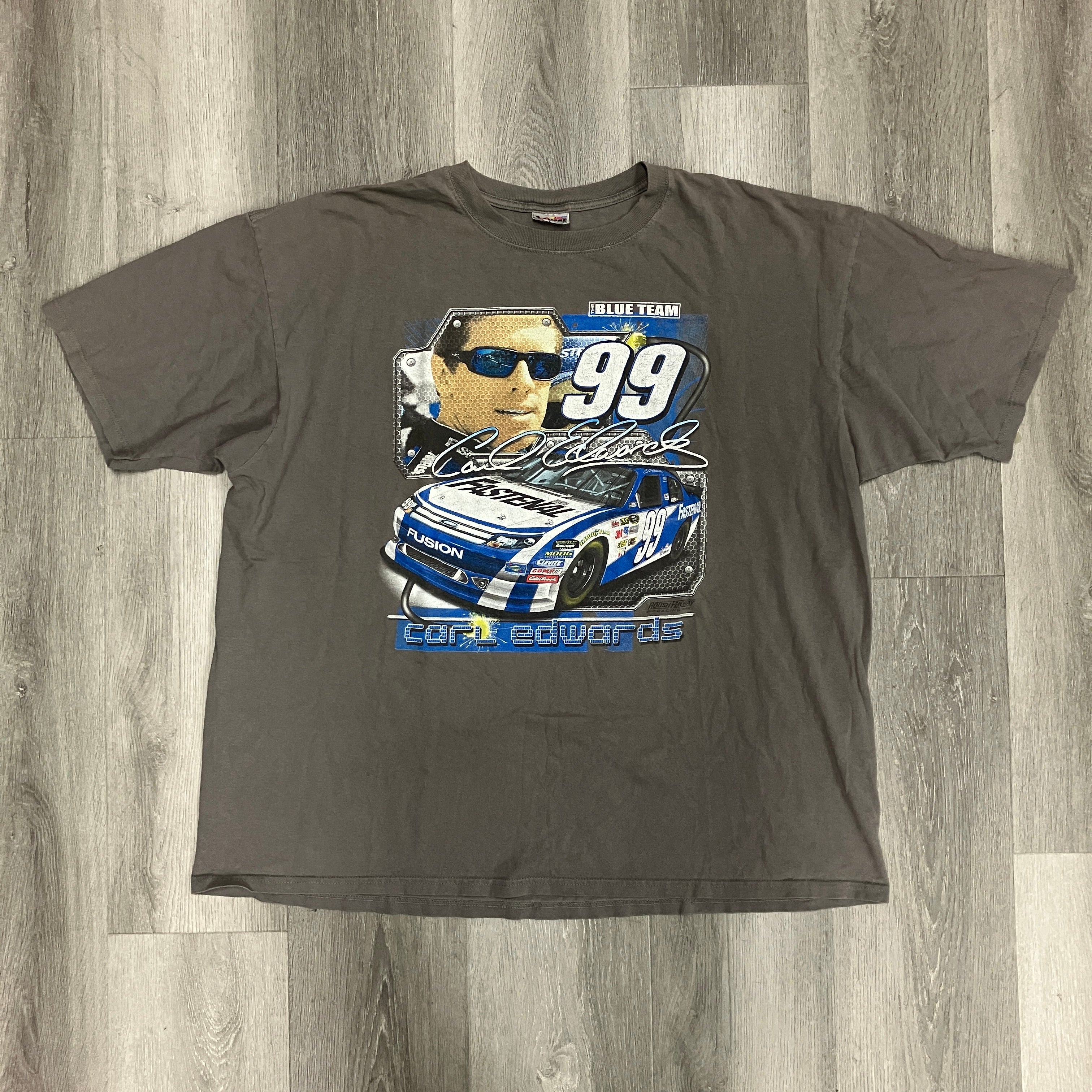 Vintage 2000s Nascar Carl Edwards T Shirt