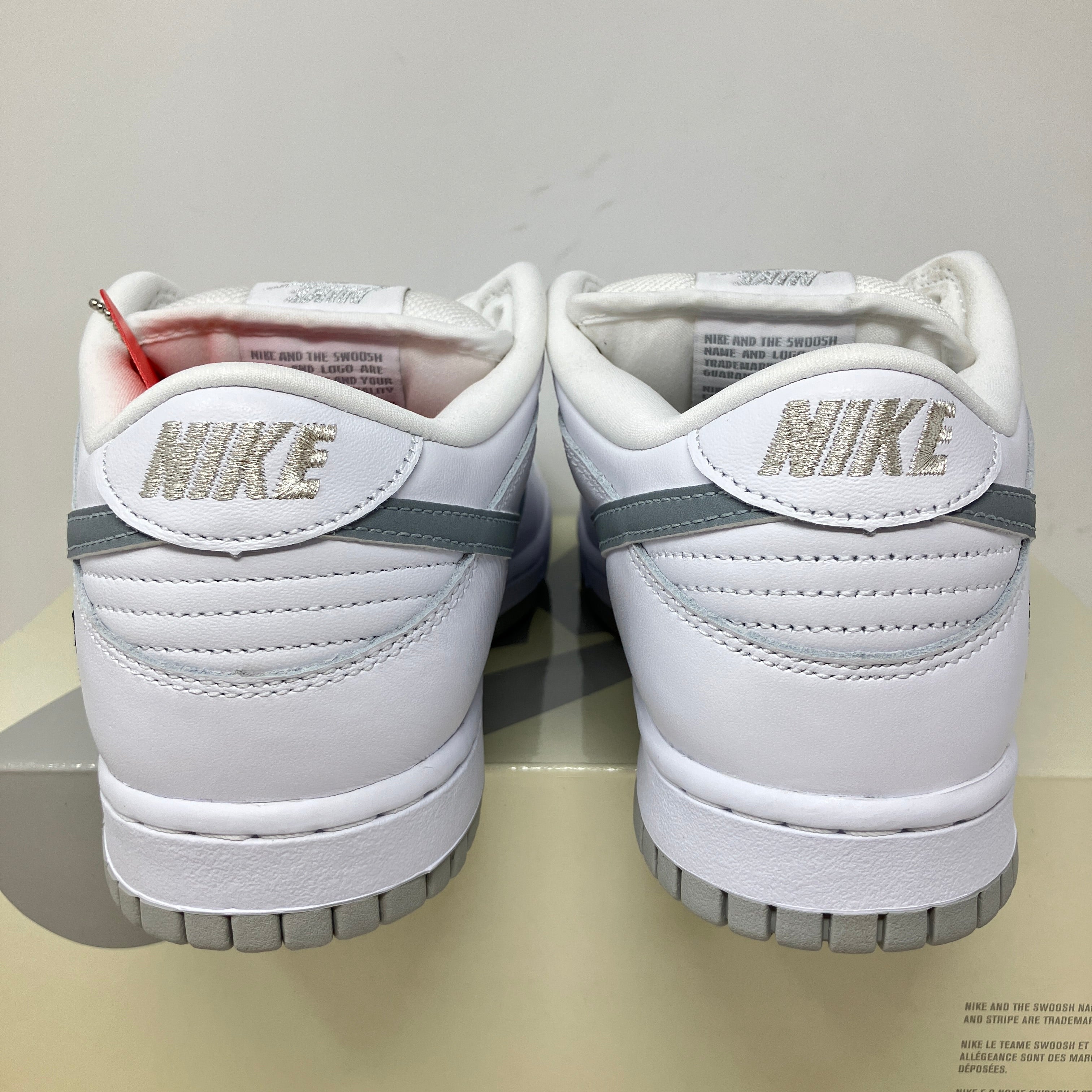 Nike SB Dunk Low Supreme 94 White Metallic Silver