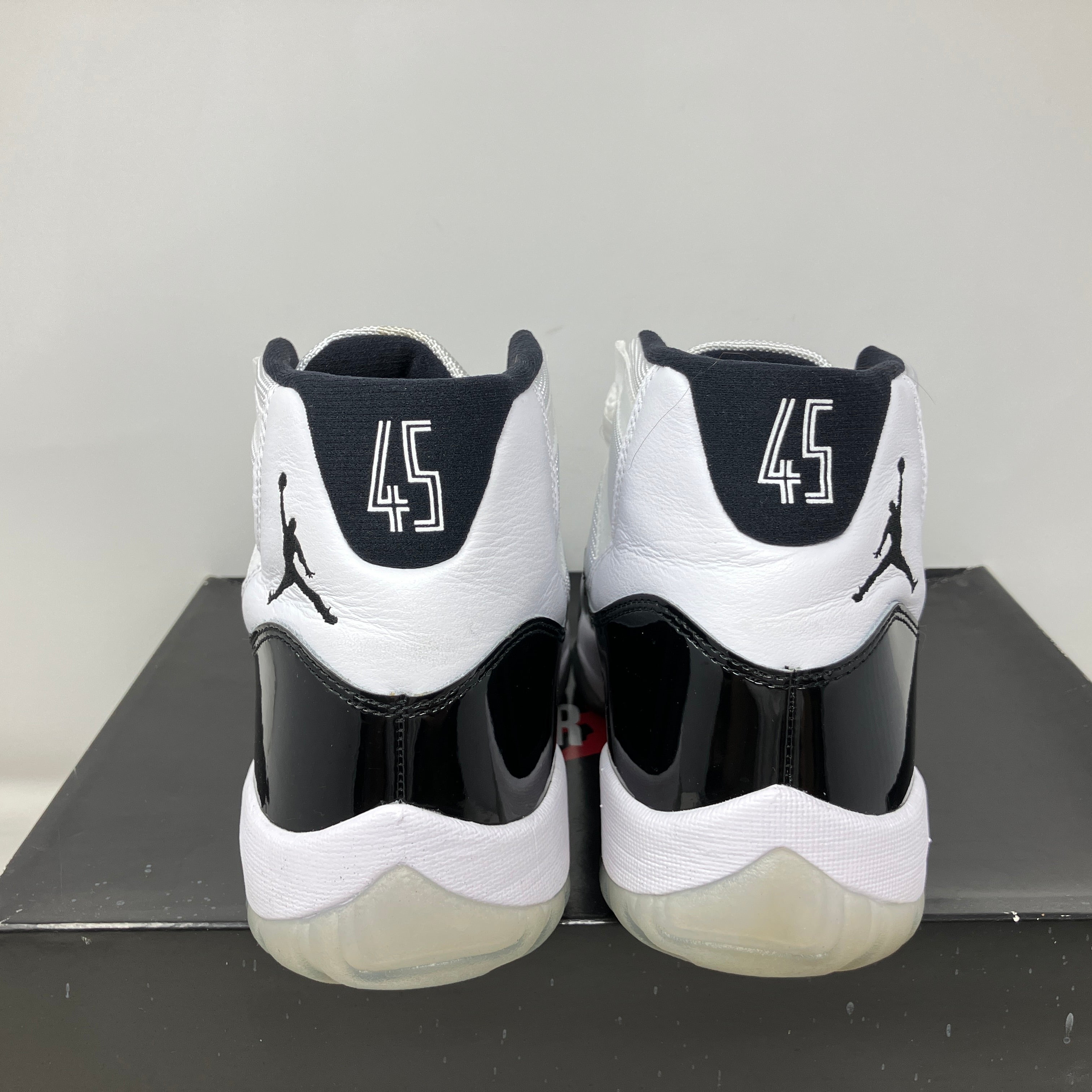 Jordan 11 Retro Concord (2018)