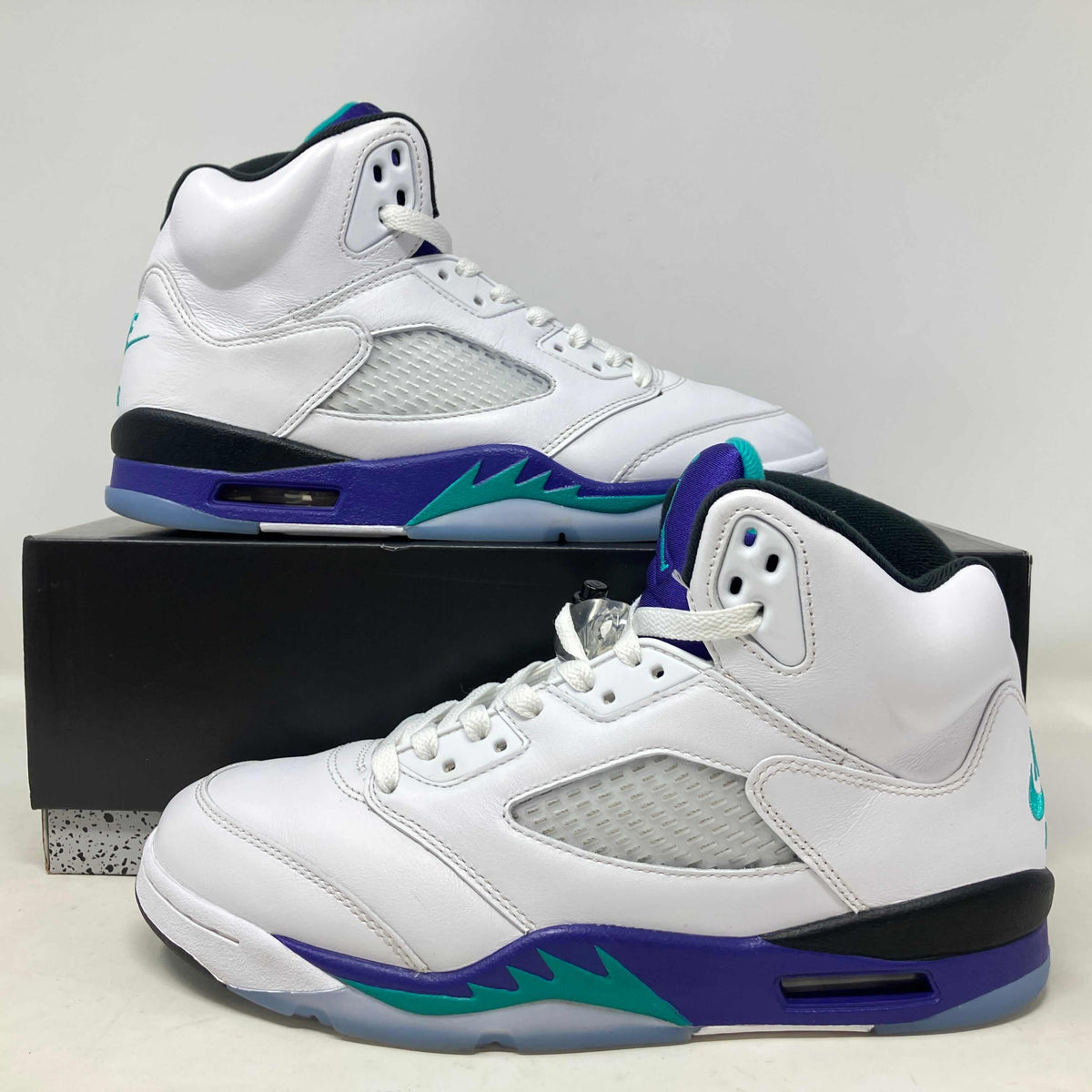 Jordan 5 Retro Grape (2025)