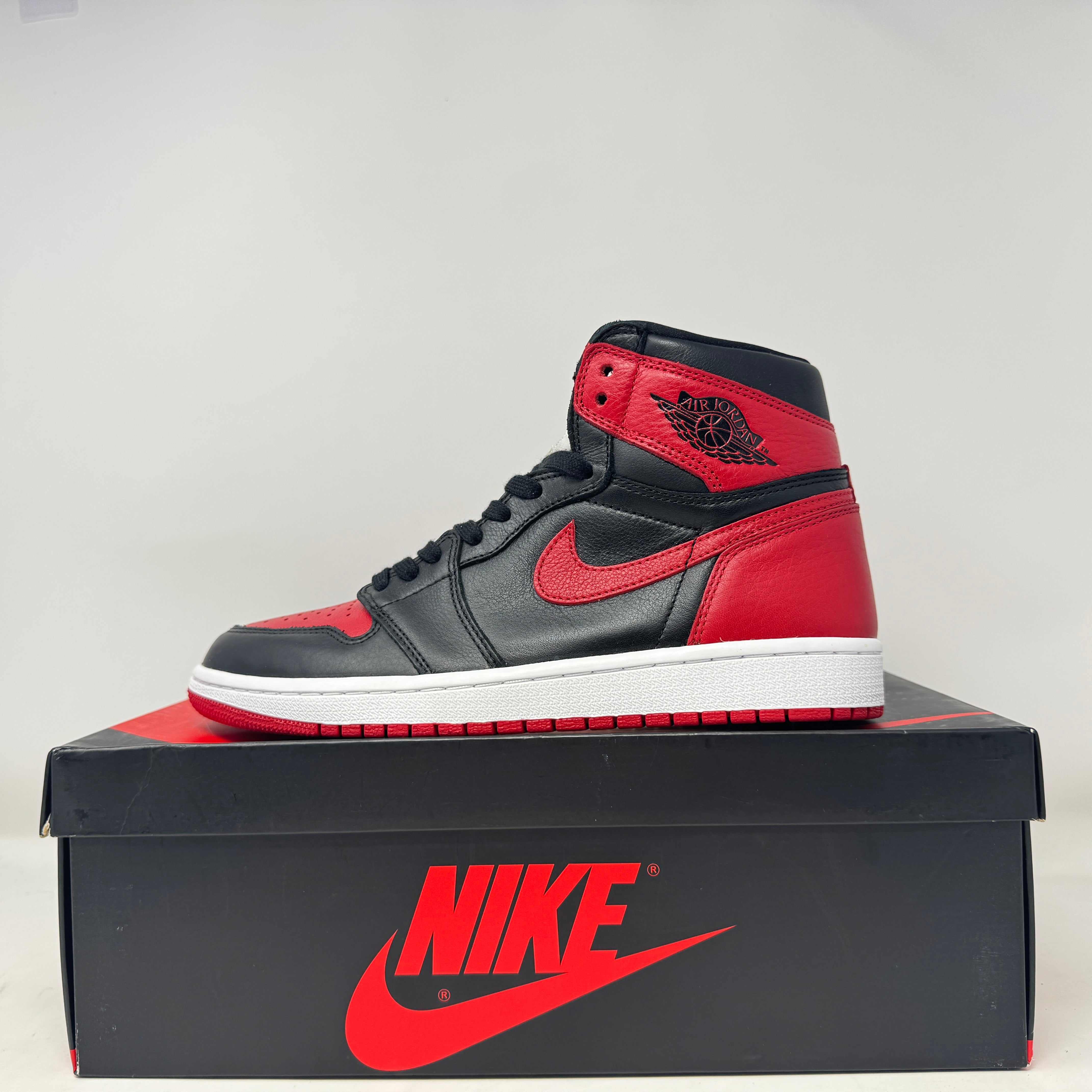 Jordan 1 Retro High Homage To Home Chicago (Numbered)