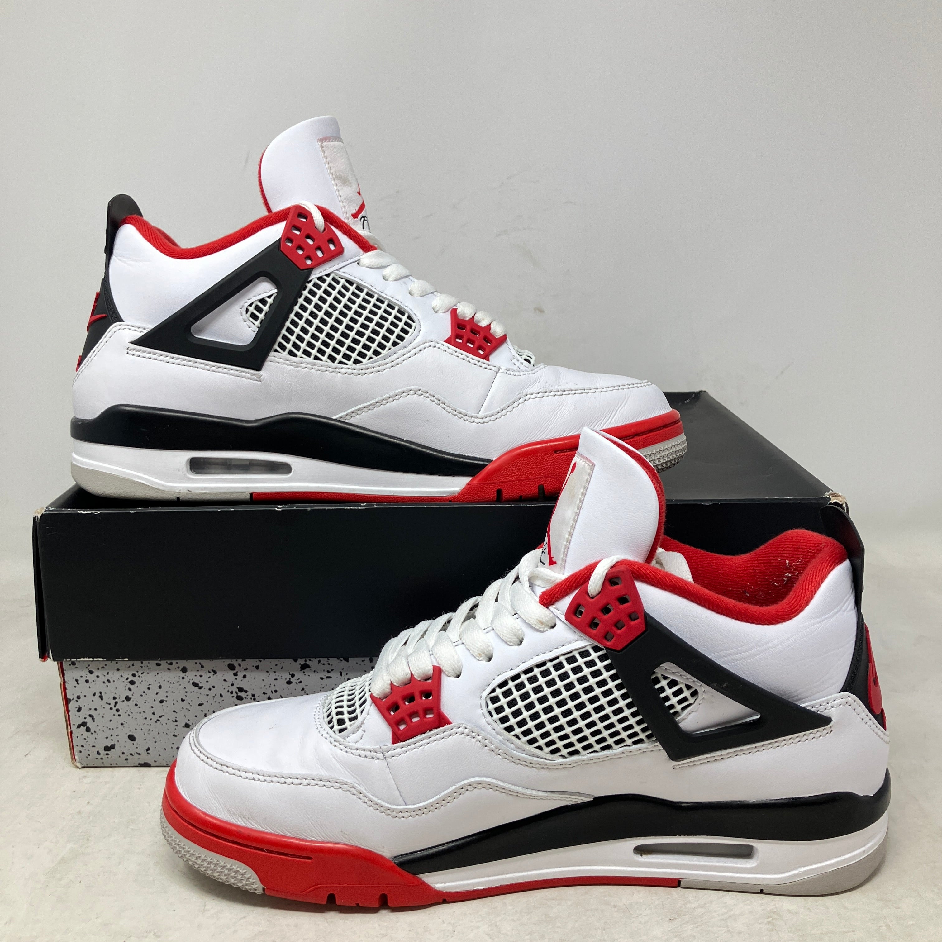 Jordan 4 Retro Fire Red (2020)